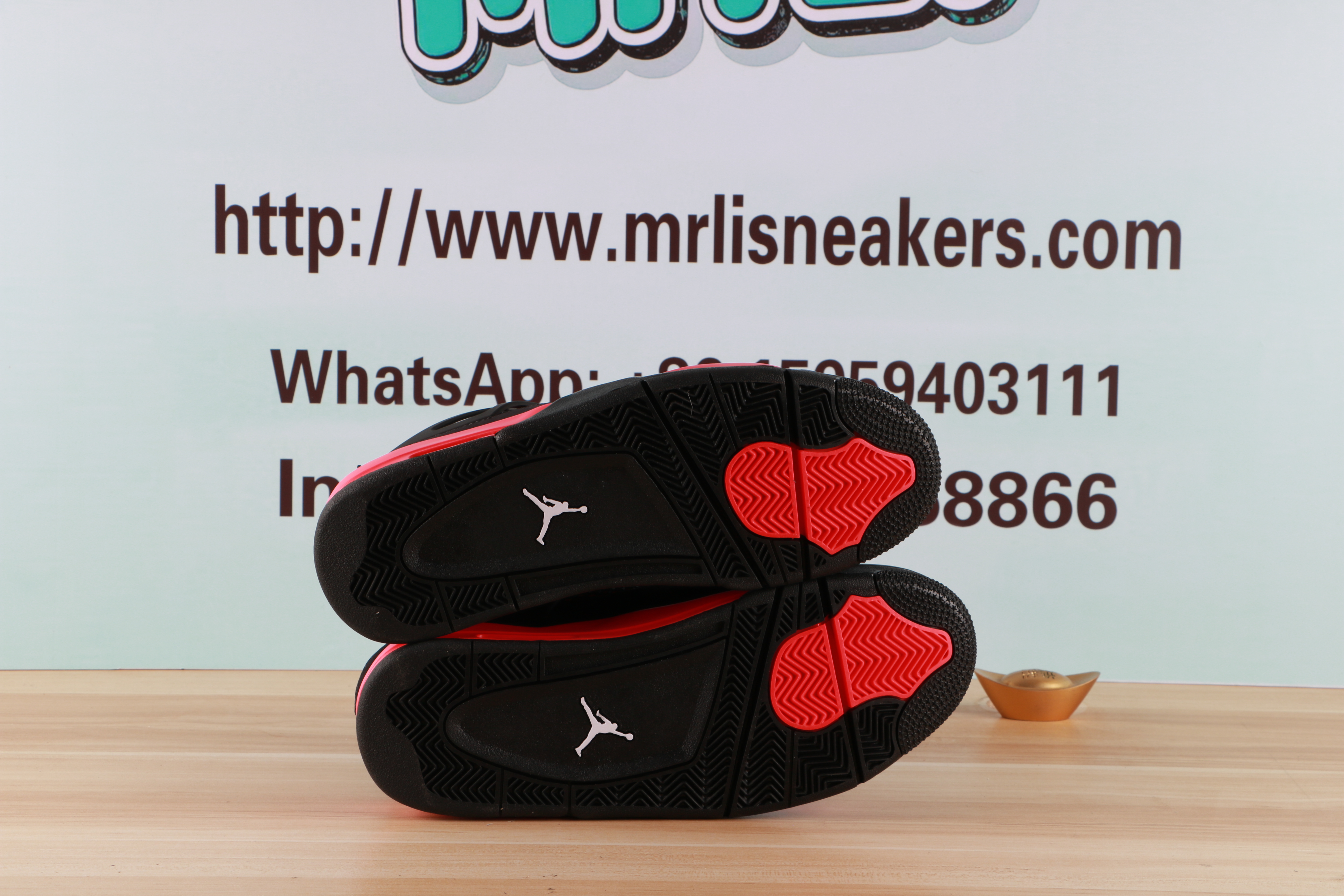 Air Jordan 4“Red Thunder ”