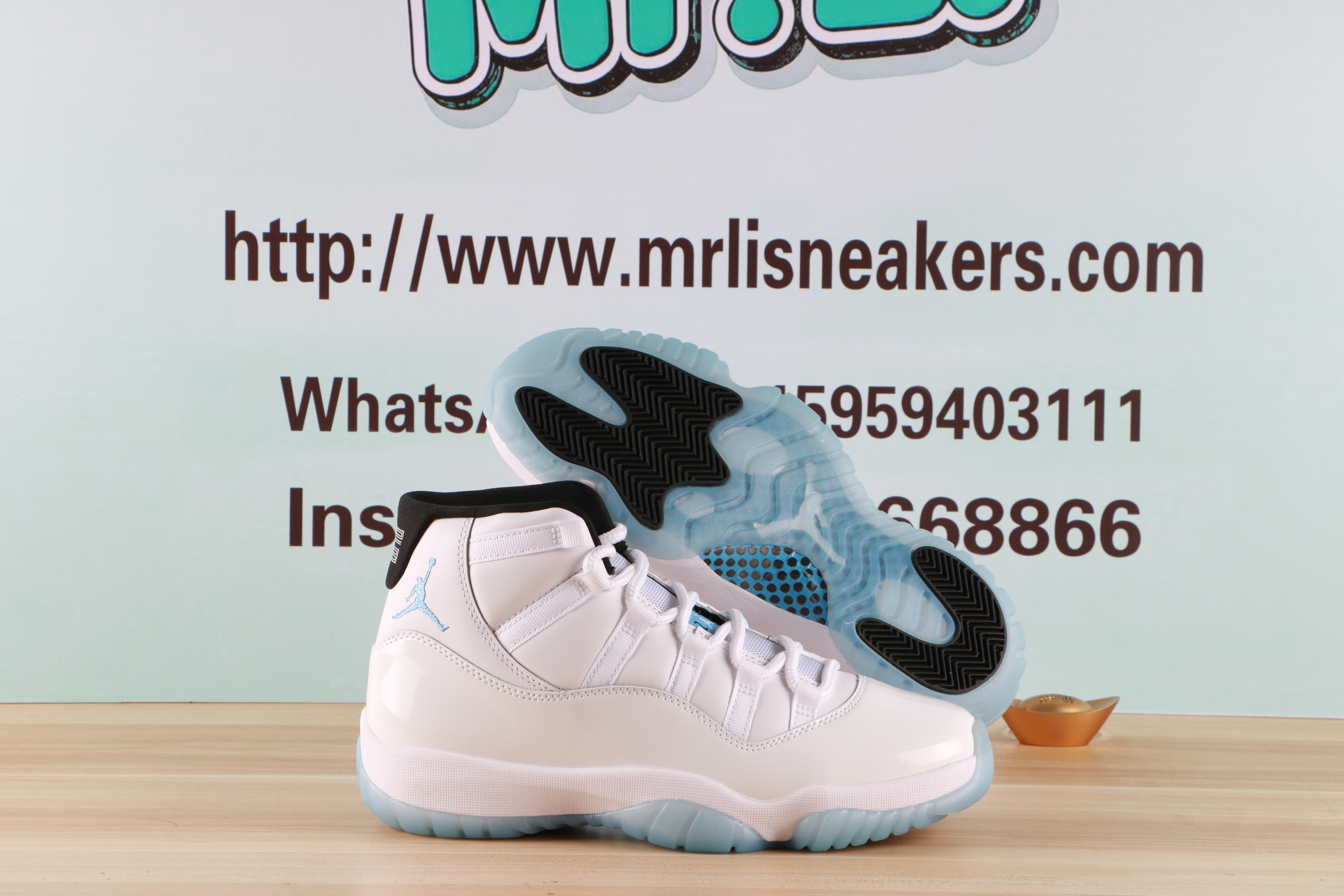 Jordan 11 Retro Legend Blue
