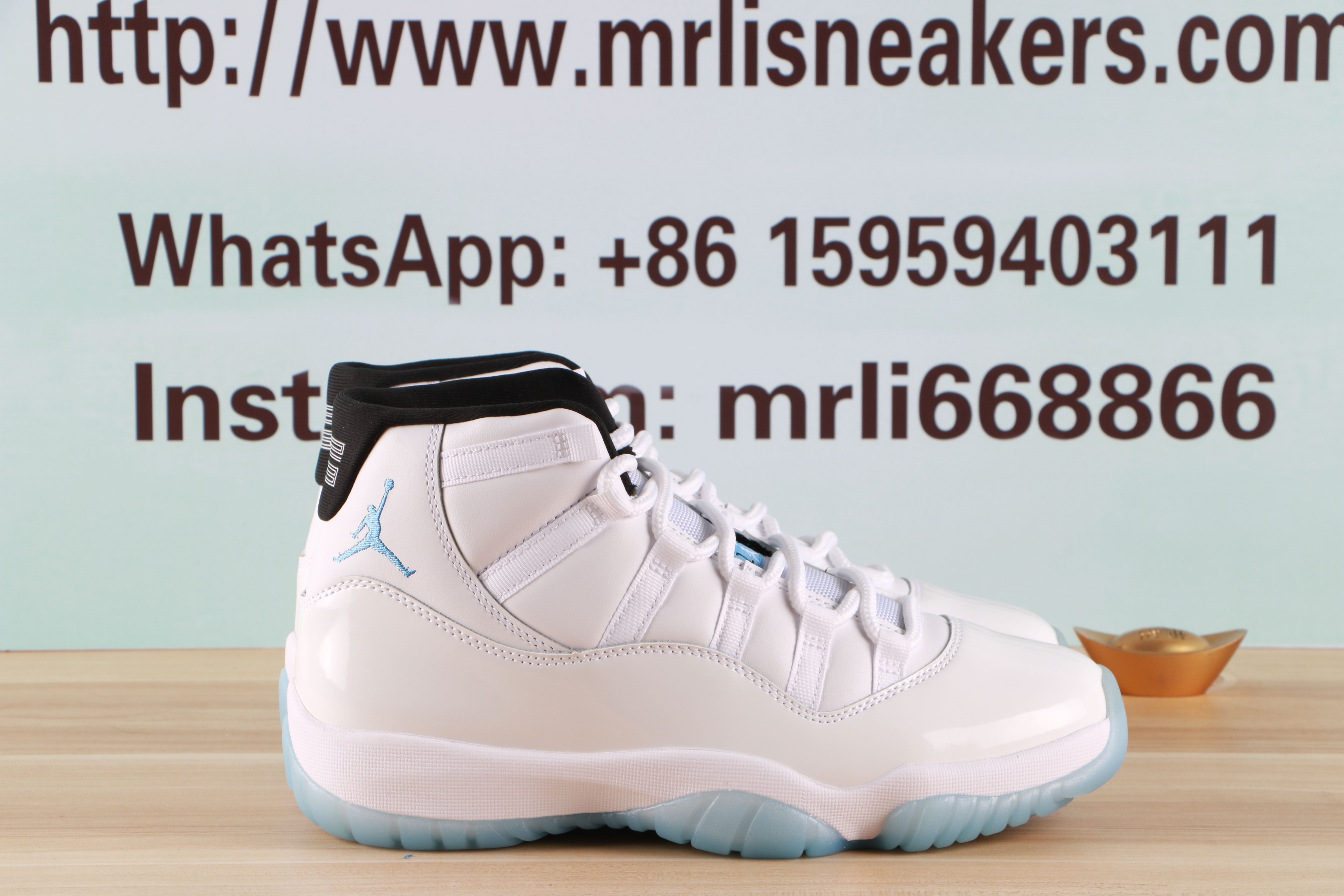 Jordan 11 Retro Legend Blue