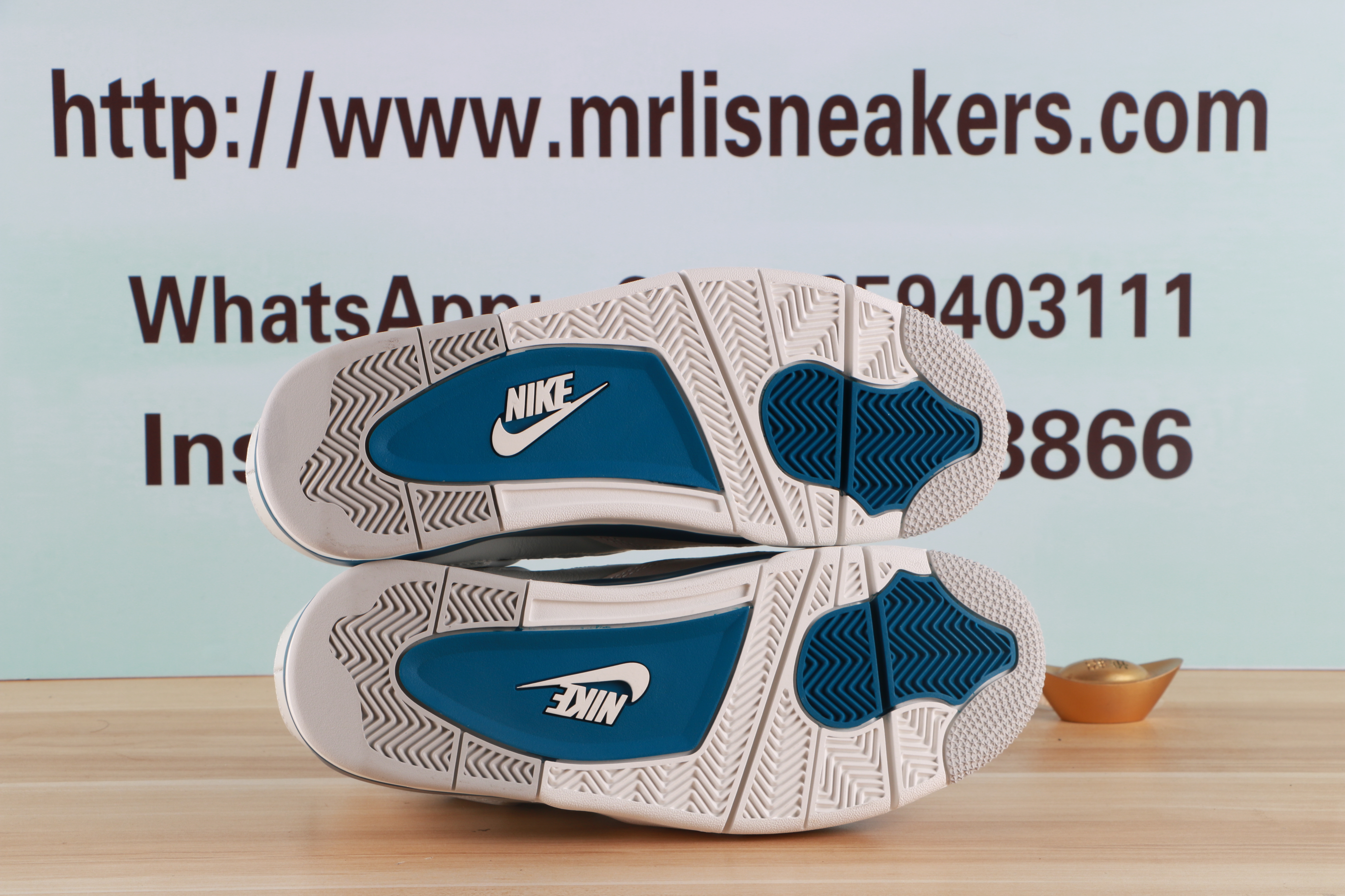 Jordan 4 Retro Military Blue