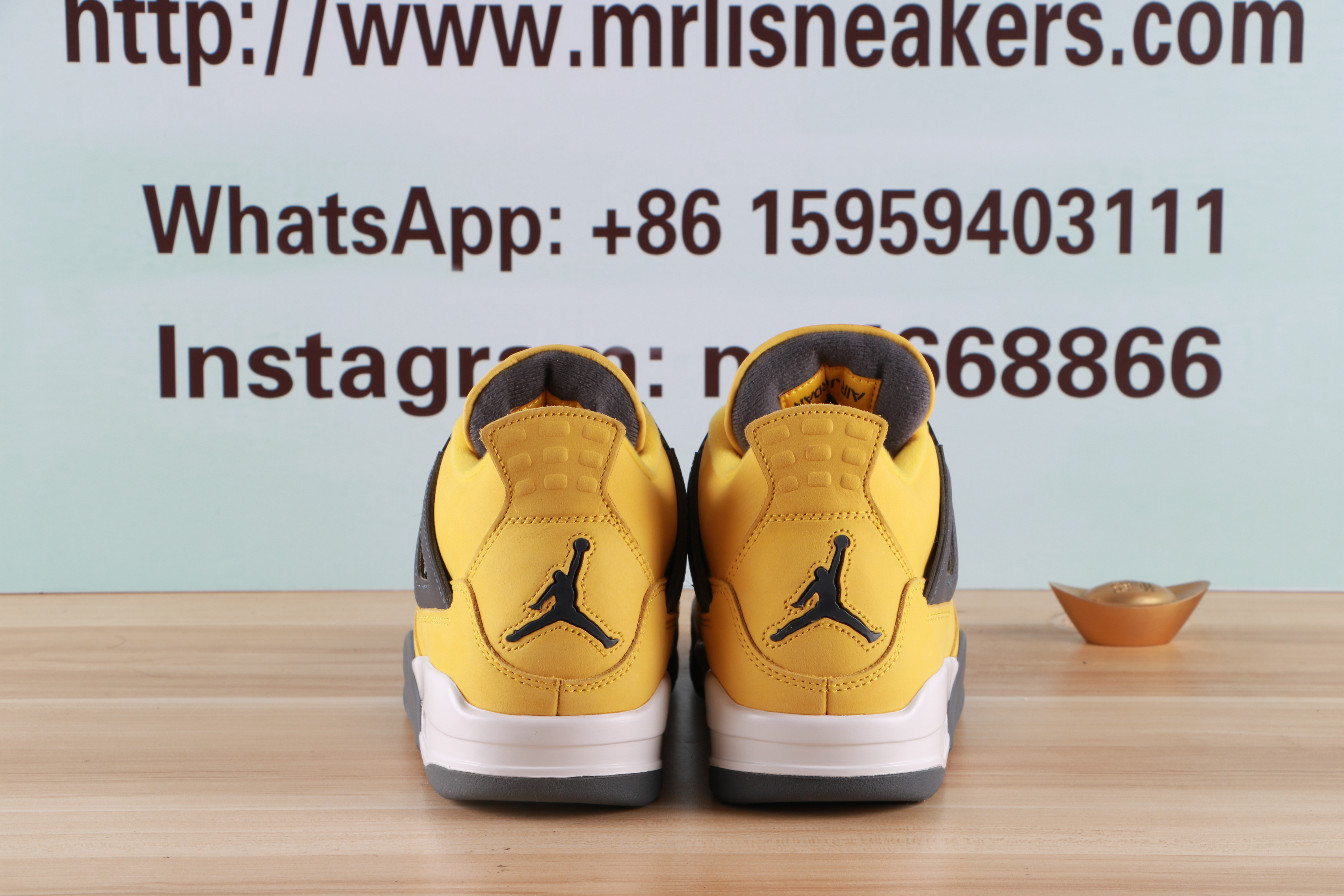 Jordan 4 Retro Lightning