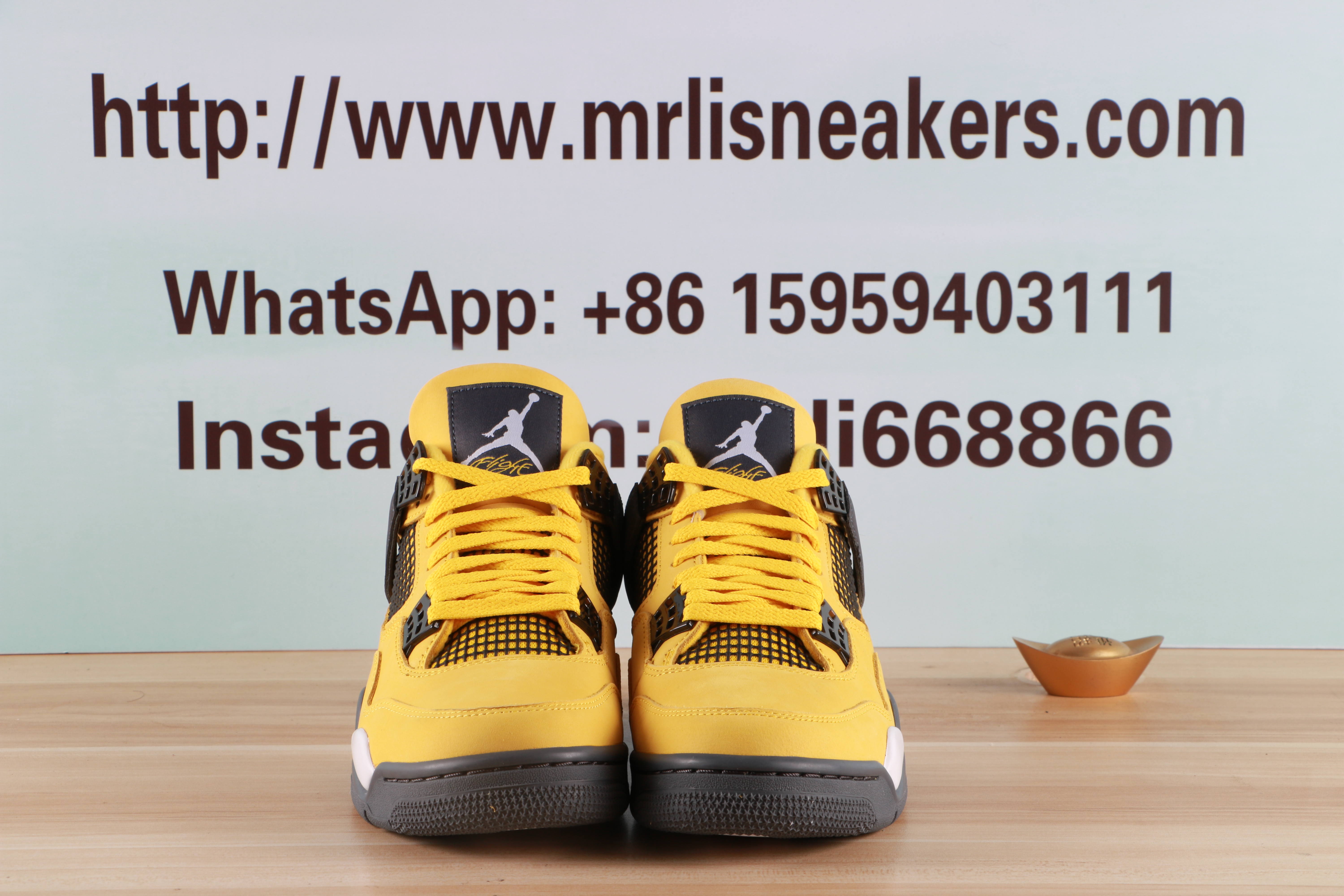 Jordan 4 Retro Lightning