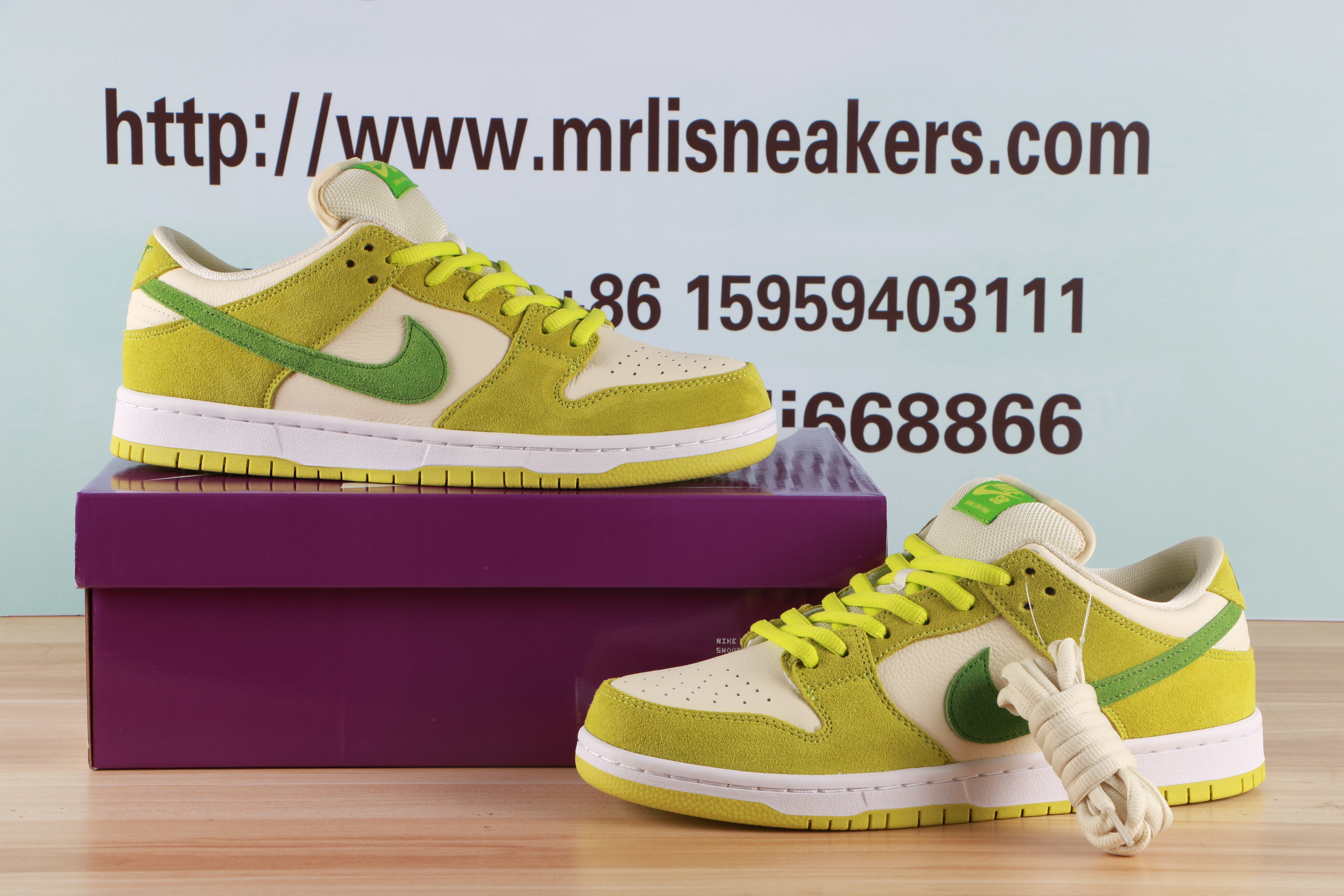 Nike SB Dunk Low Green Apple