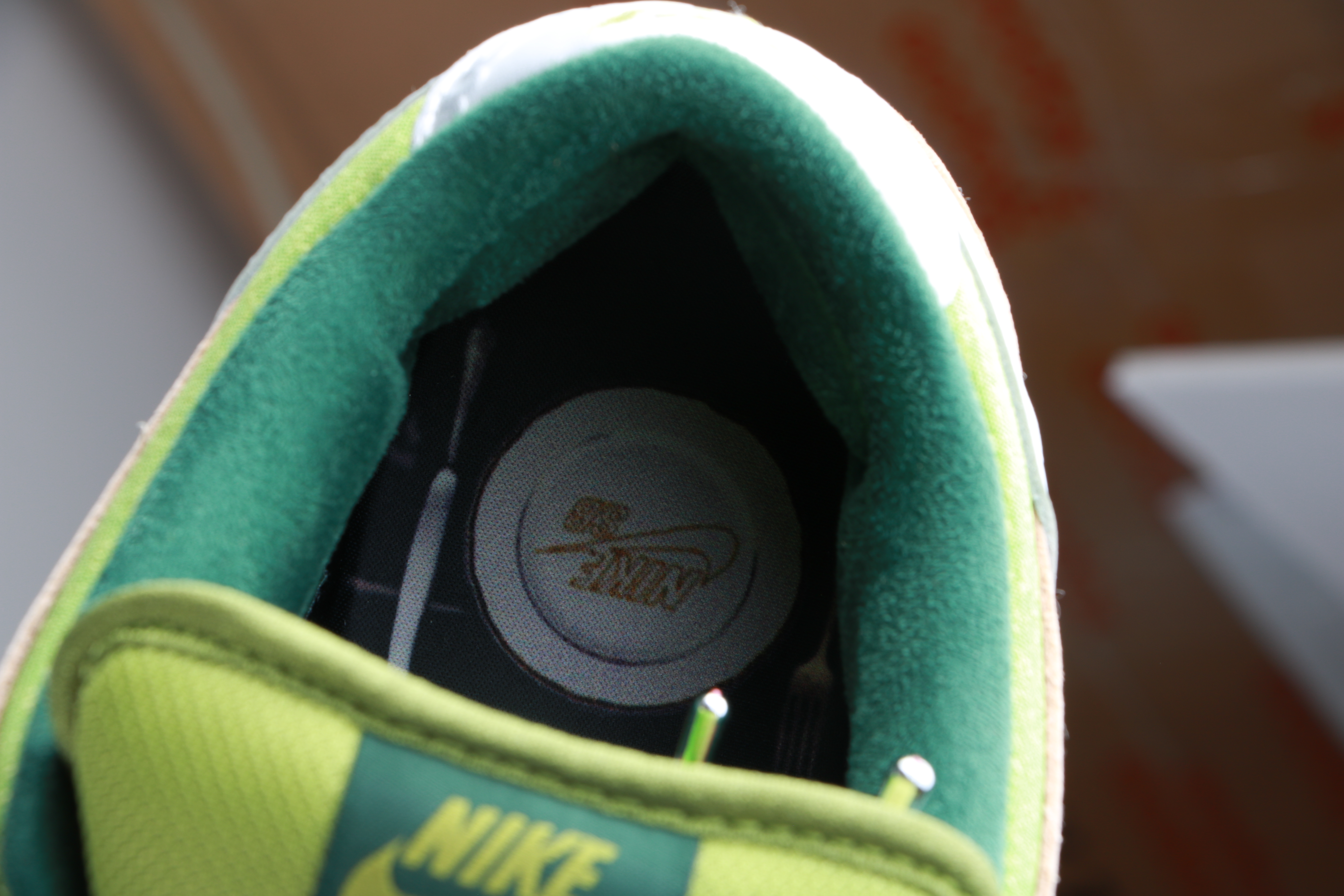 Nike SB Dunk Low Escargot