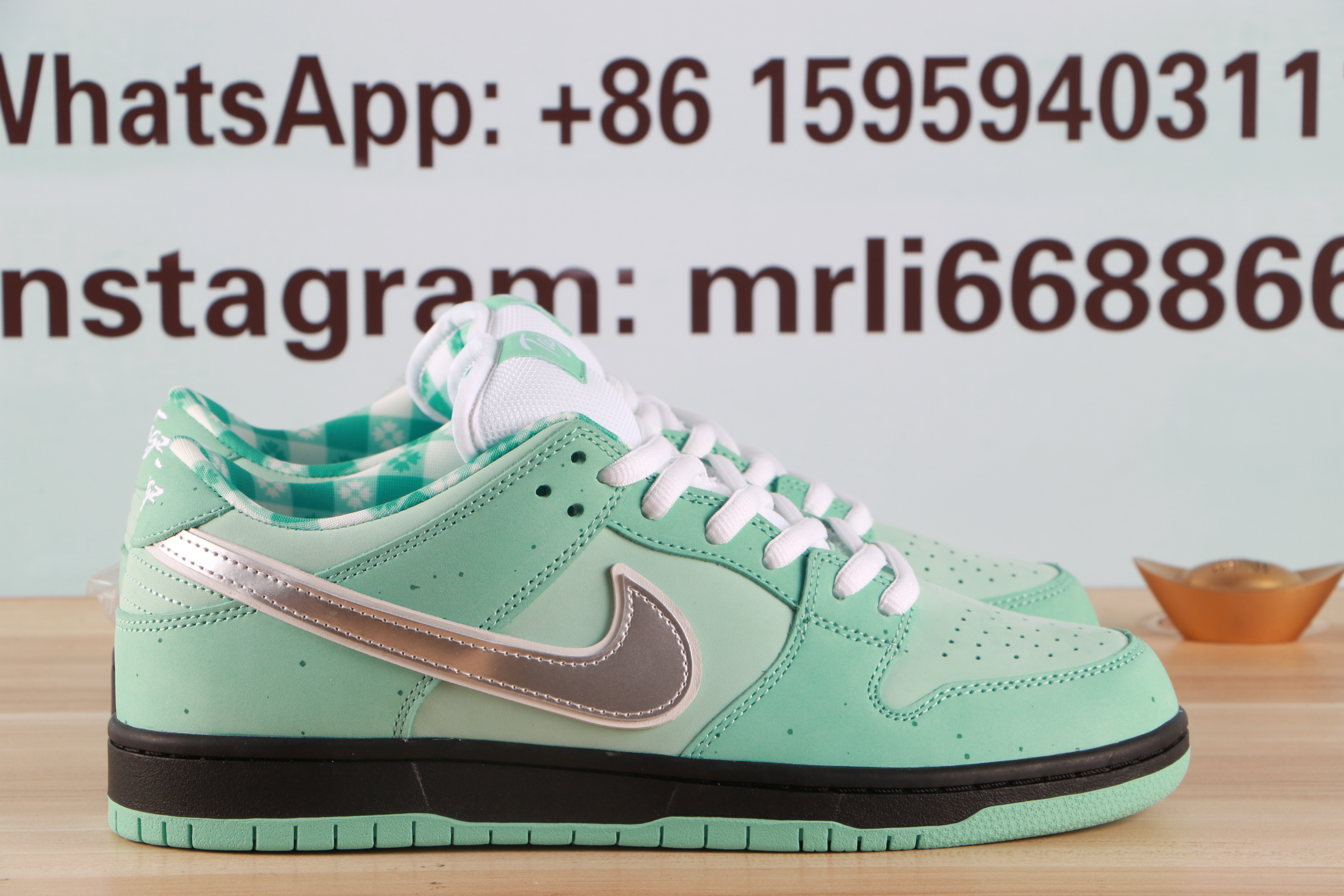 Nike Dunk Low SB Concepts Lobster