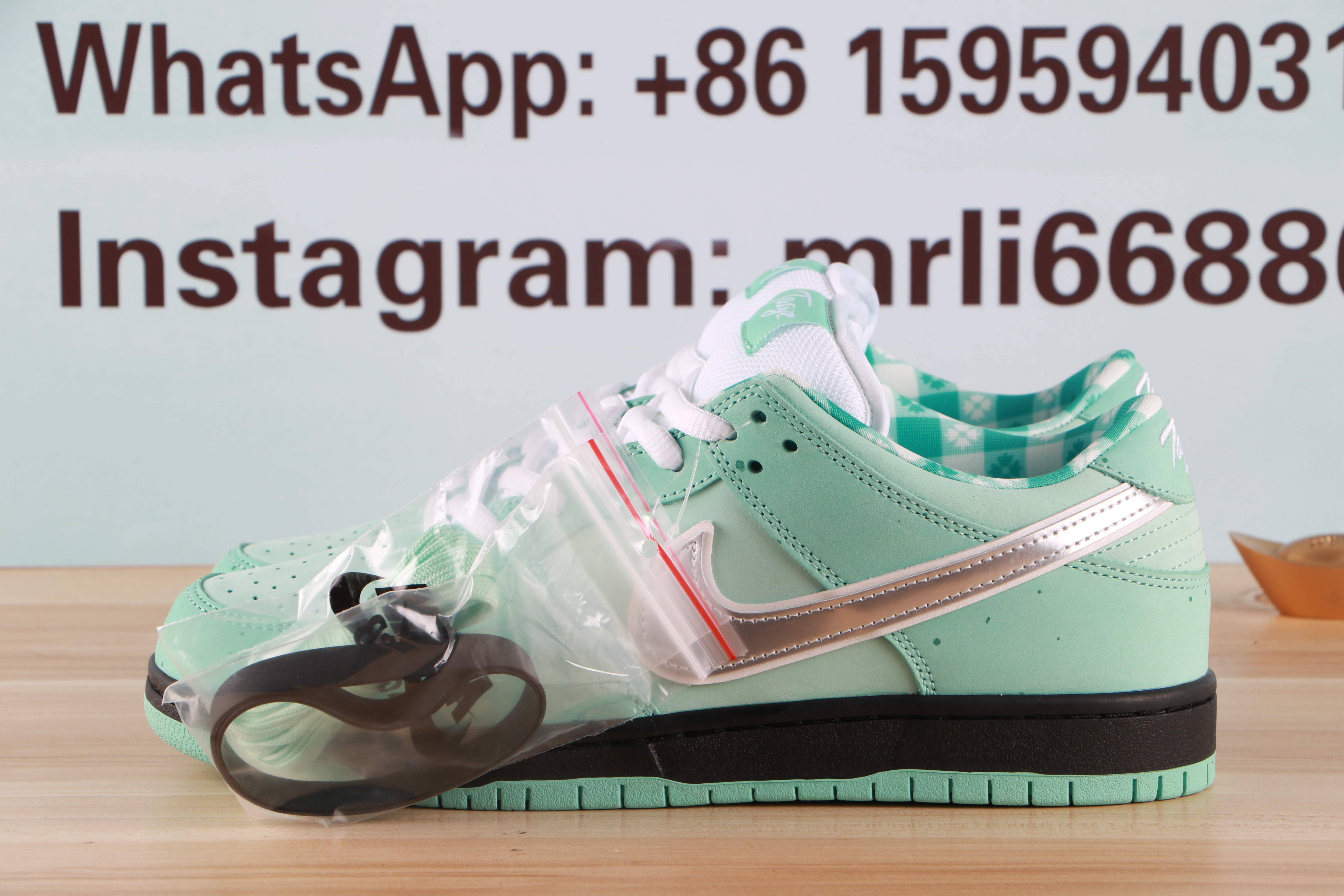 Nike Dunk Low SB Concepts Lobster