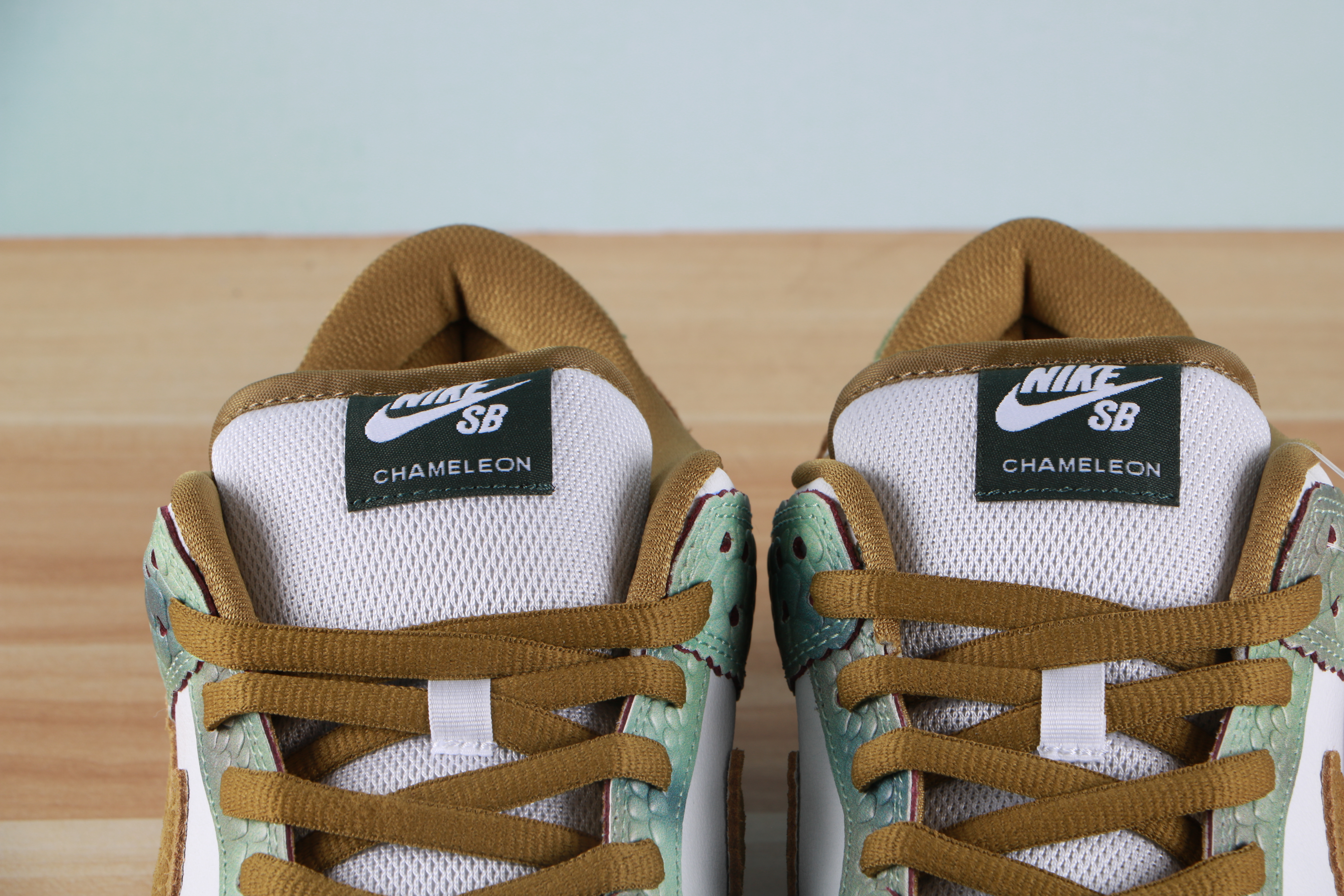Nike SB Dunk Low Alexis Sablone Chameleon