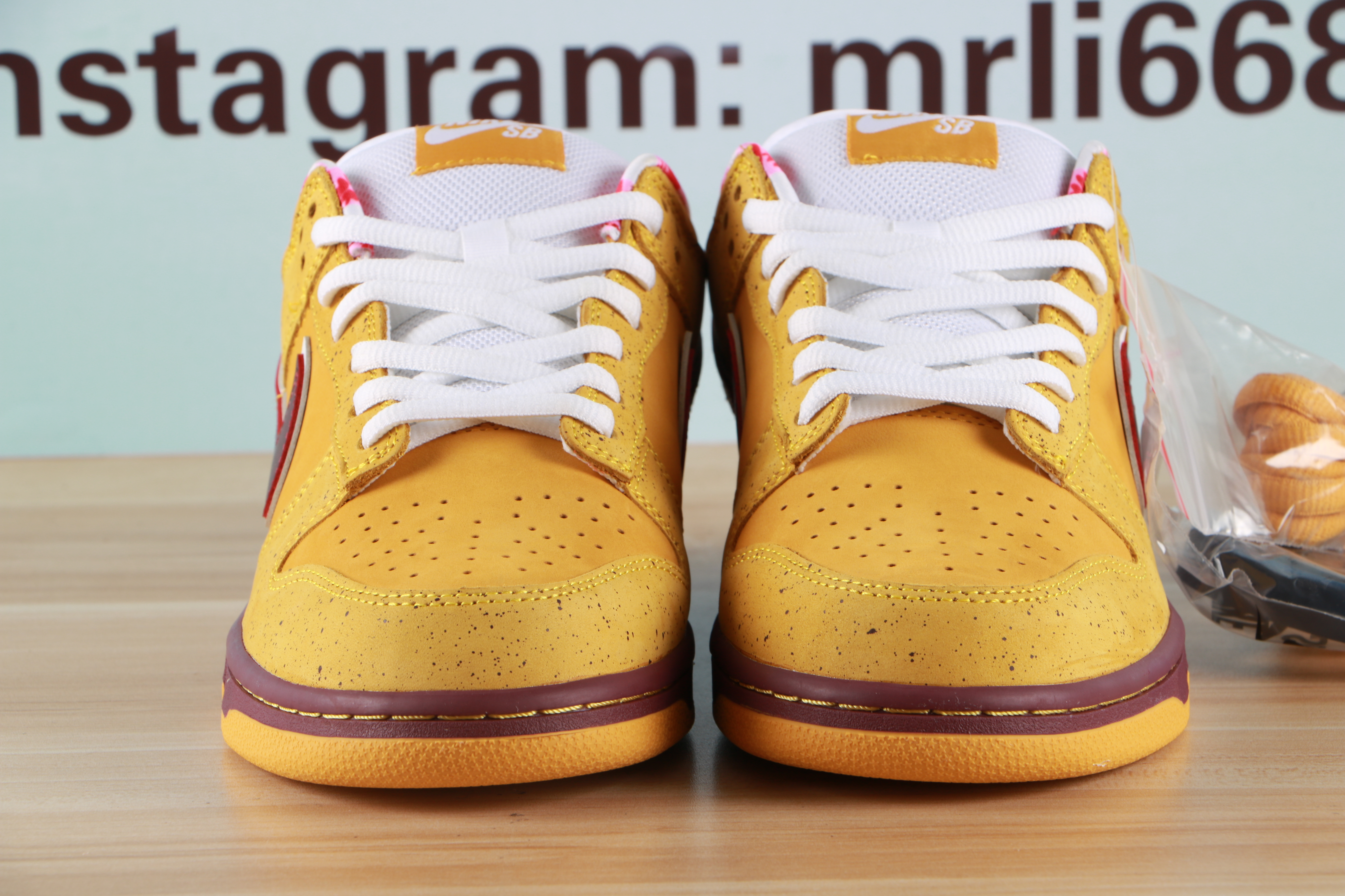 Nike SB Dunk Low Yellow Lobster
