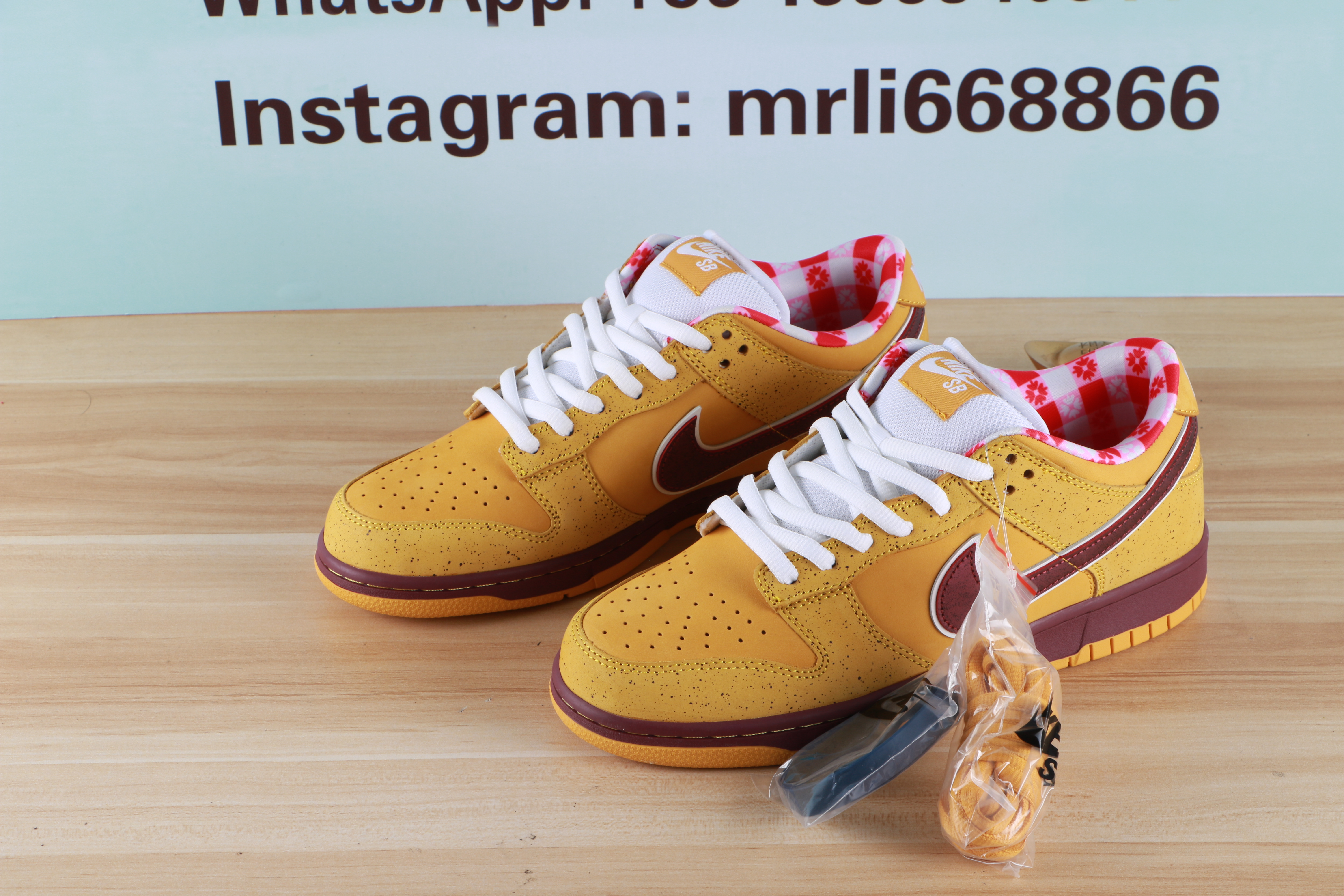 Nike SB Dunk Low Yellow Lobster
