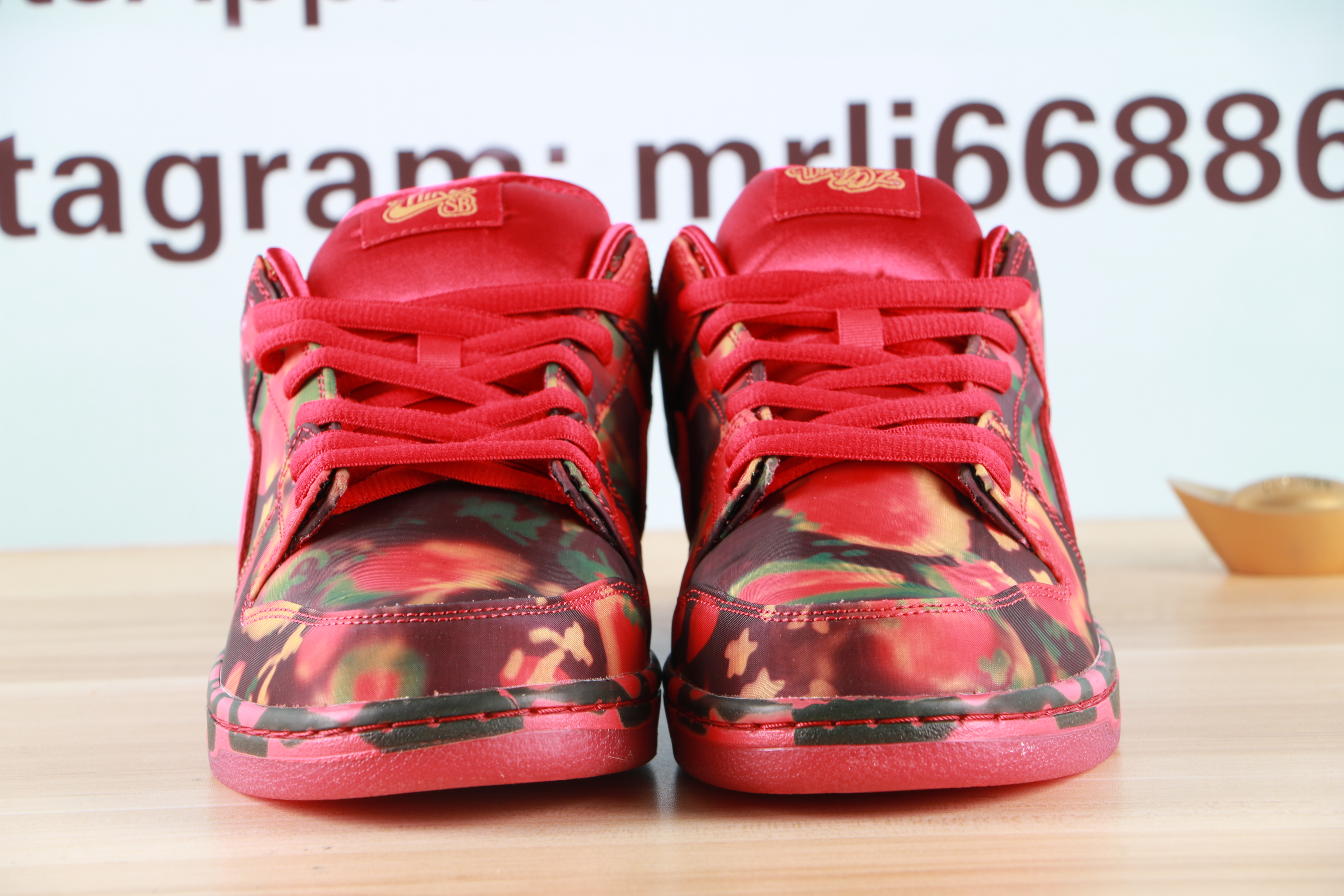 Nike SB Dunk Low Wizard of Oz