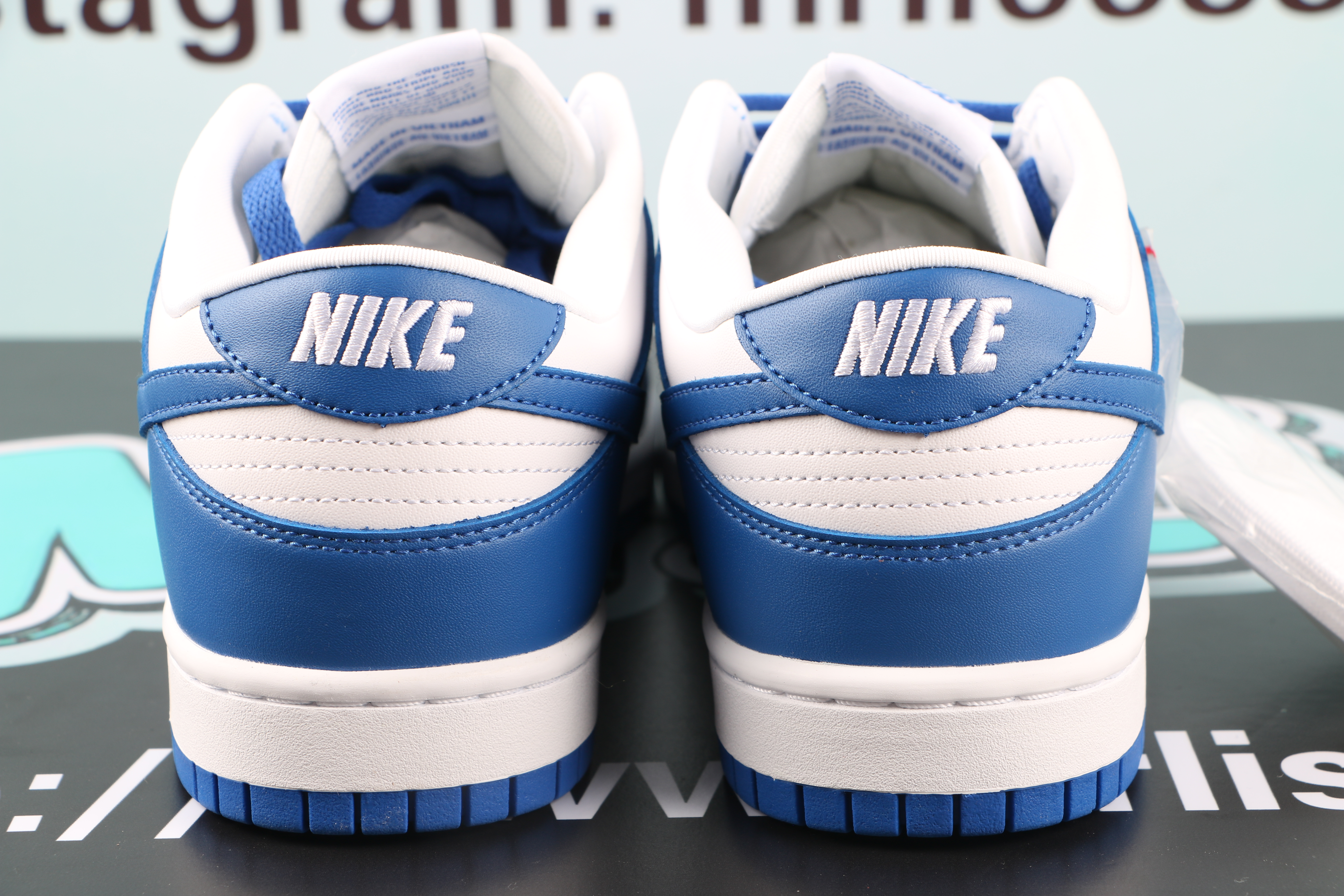 Nike Dunk Low Kentucky