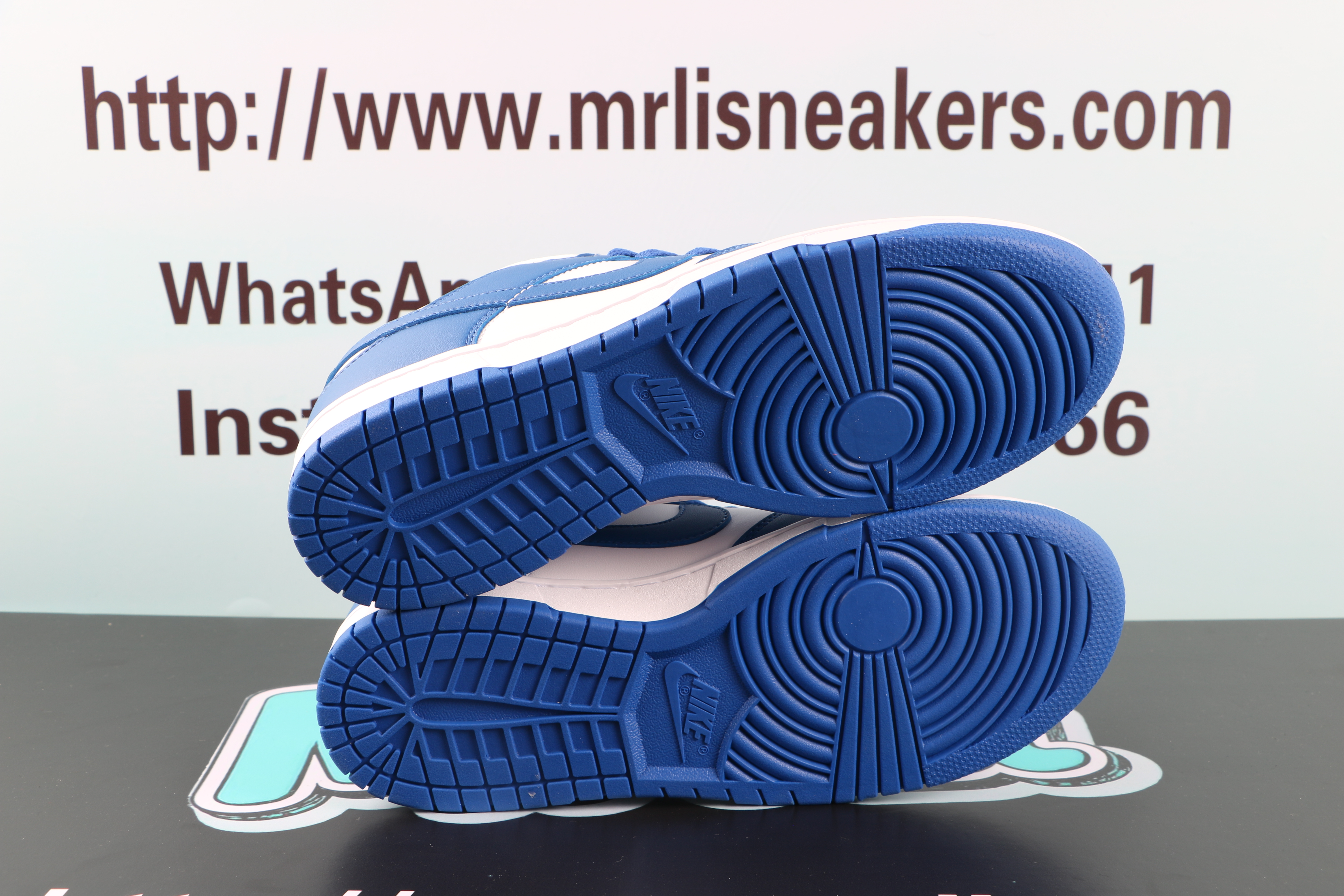 Nike Dunk Low Kentucky