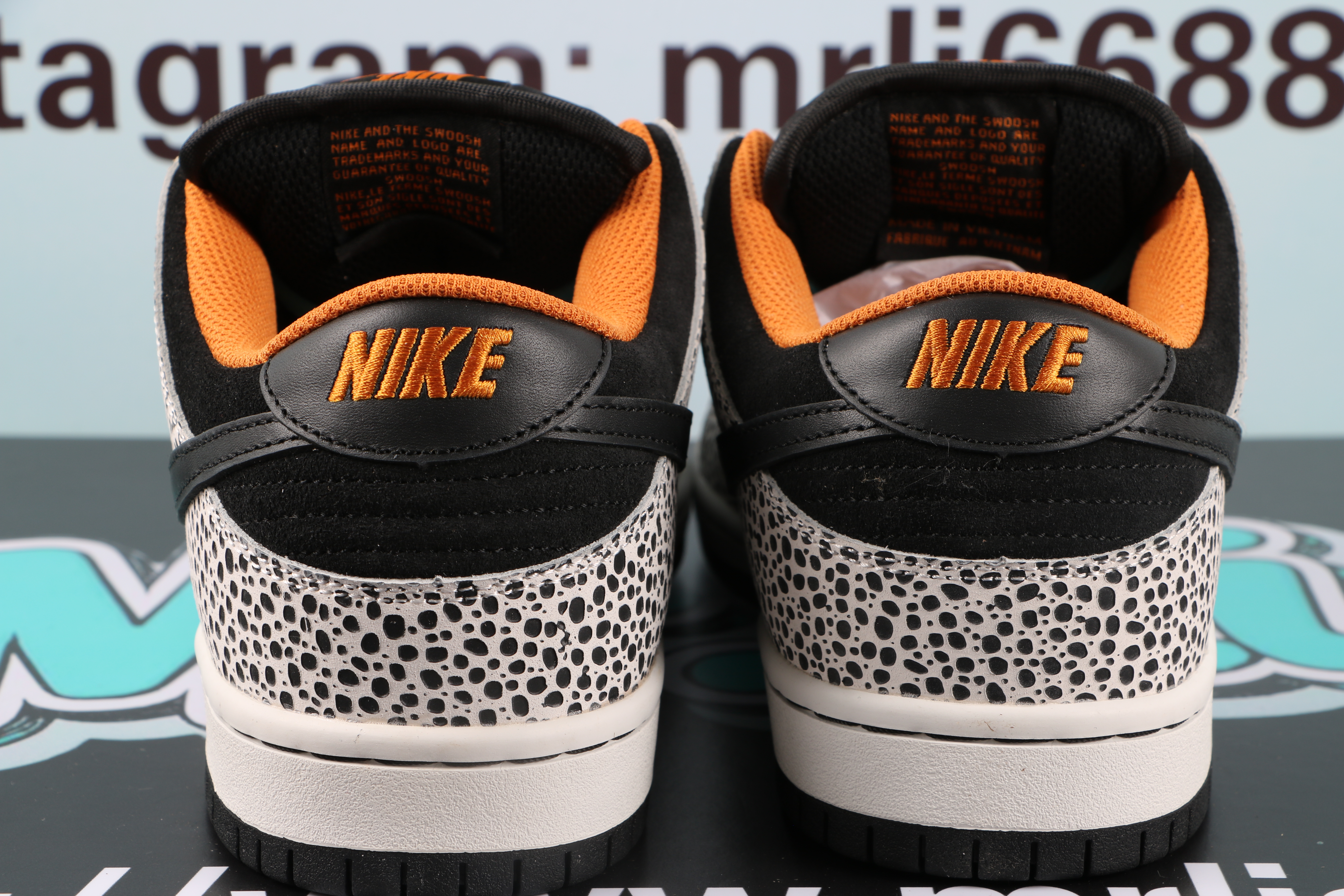 Nike SB Dunk Low Olymoics Safari