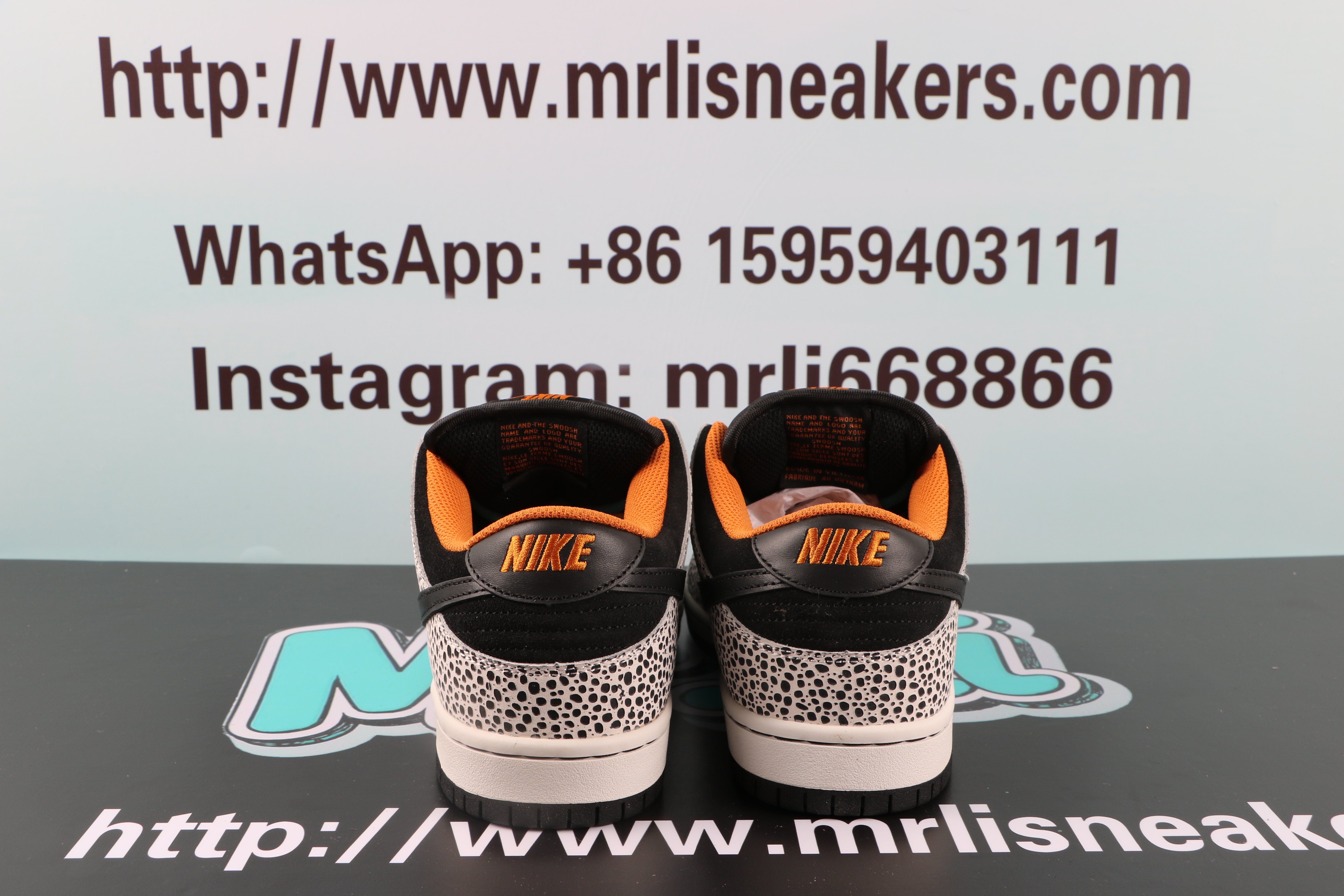 Nike SB Dunk Low Olymoics Safari