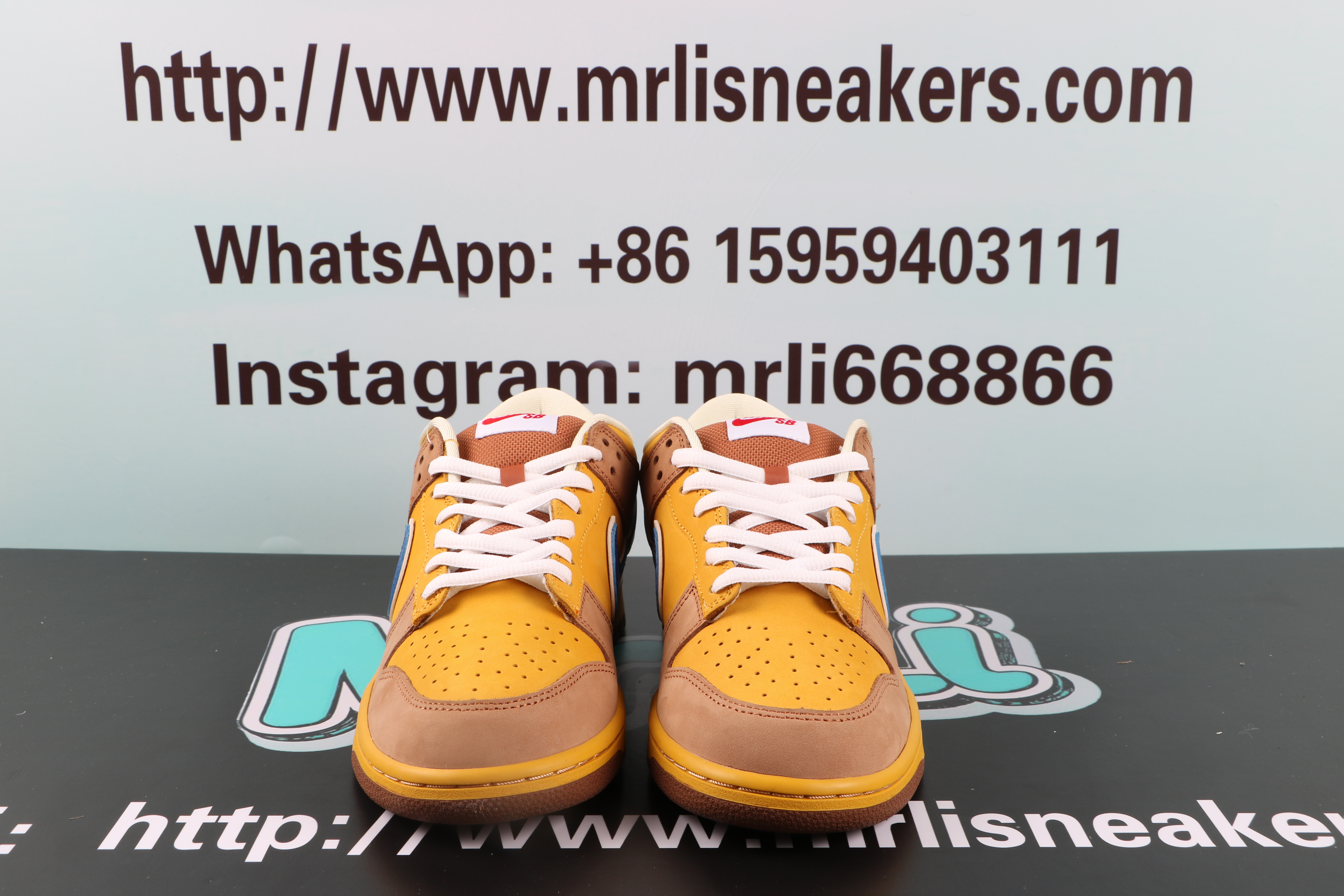 Nike SB Dunk Low Newcastle Brown Ale
