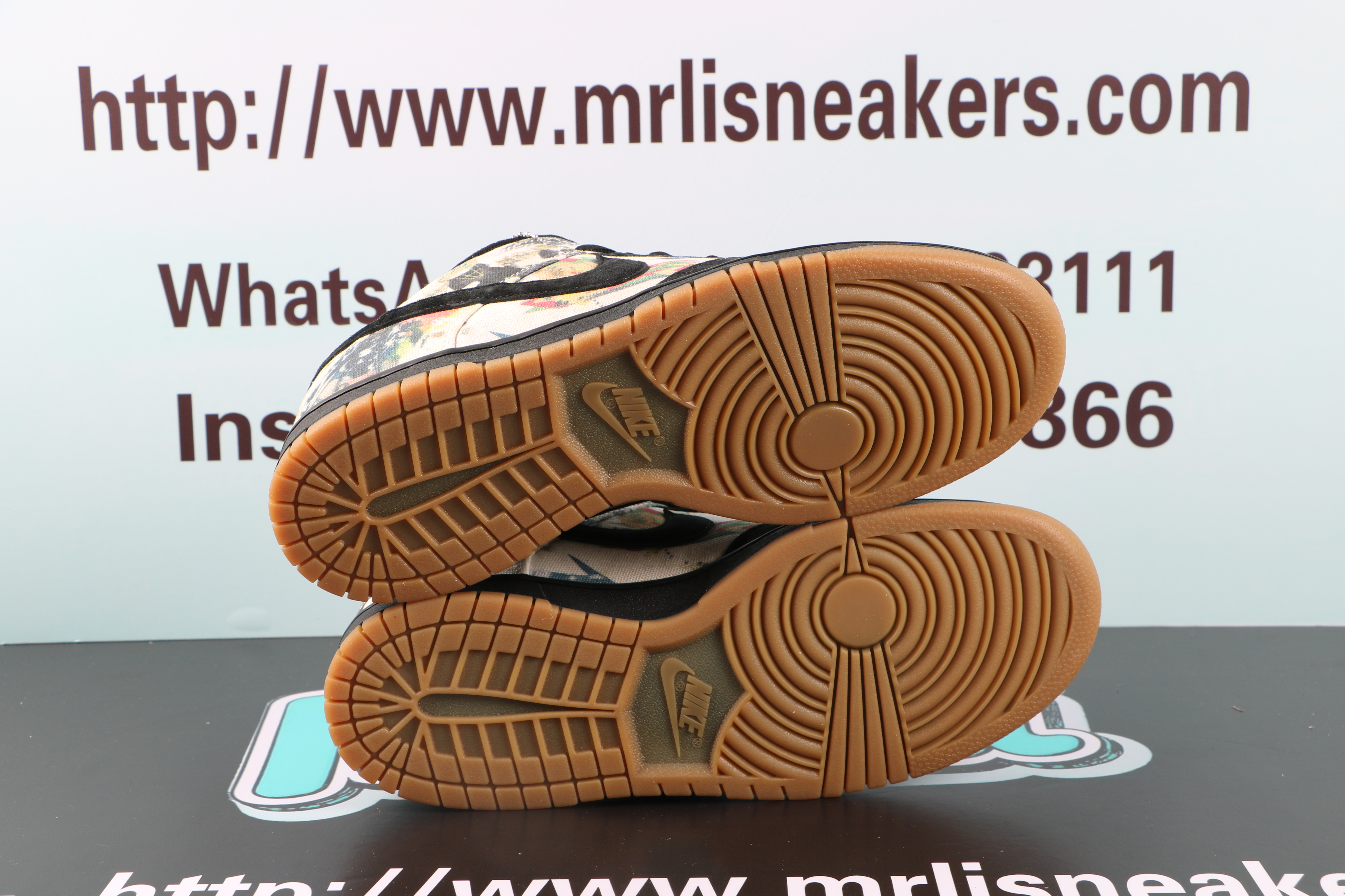 Nike SB Dunk Low Supreme Rammellzee $ 115.00