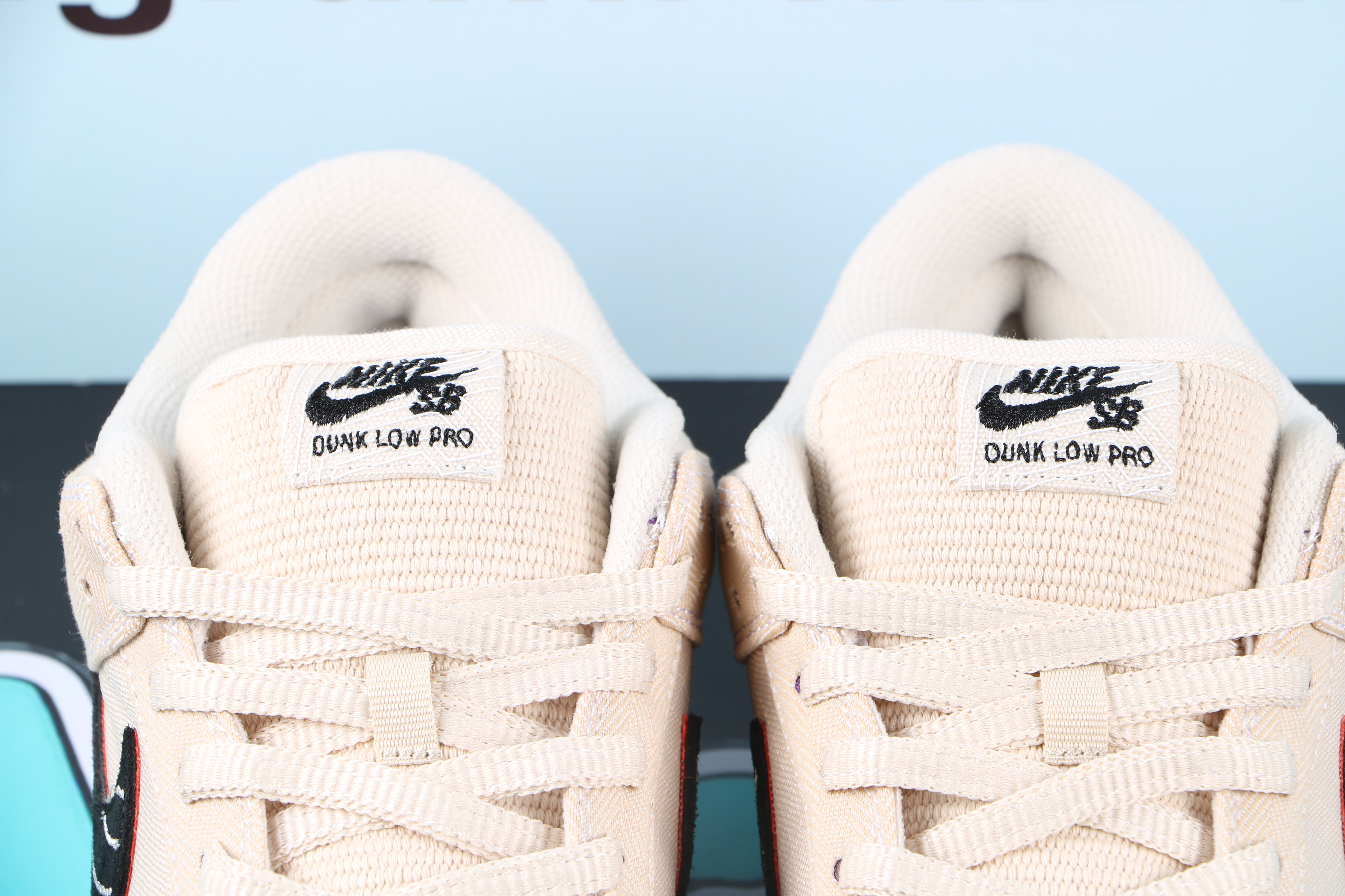 Nike SB Dunk Low X Albino & Preto Pearl White