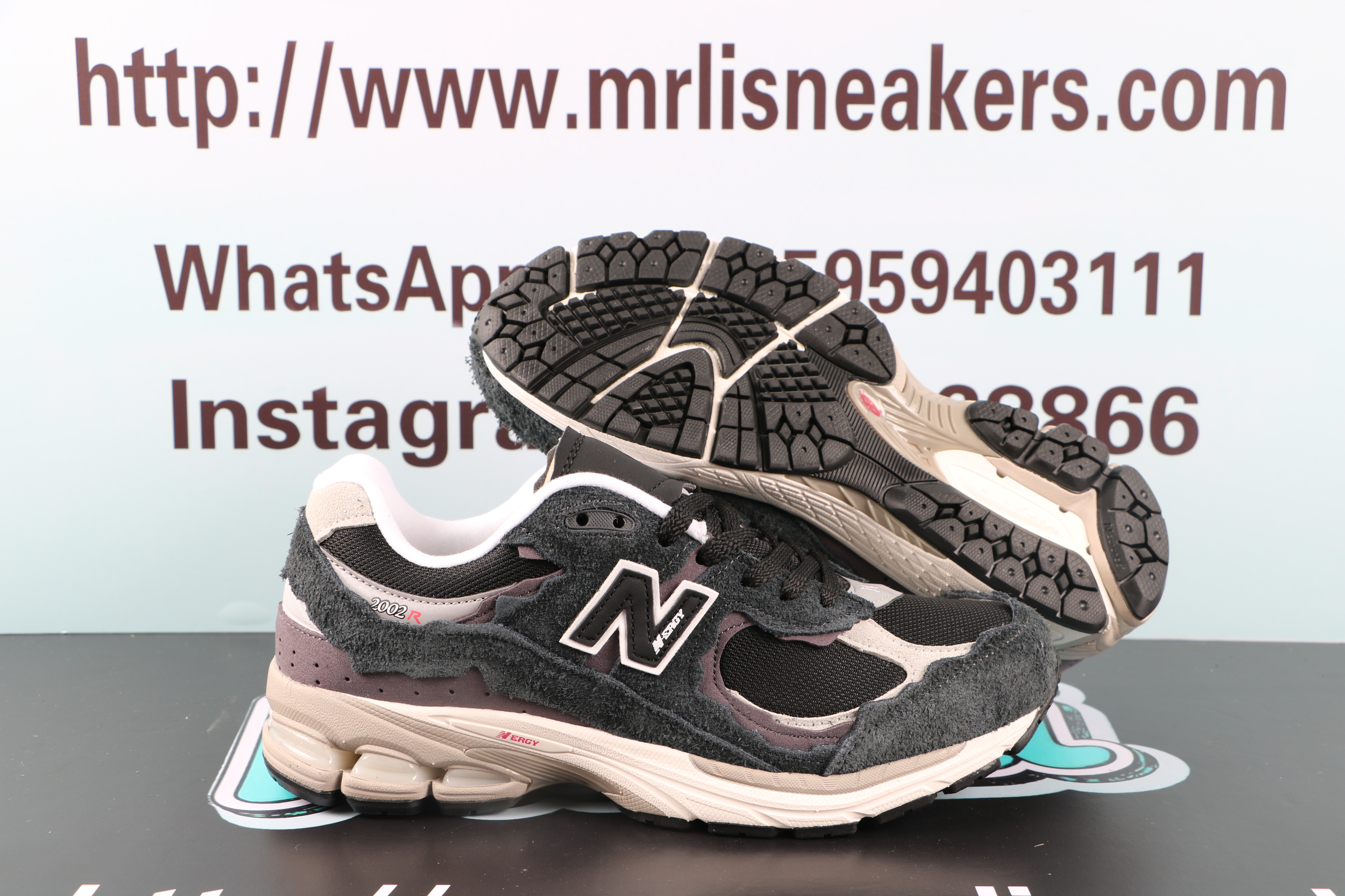 New Balance 1906