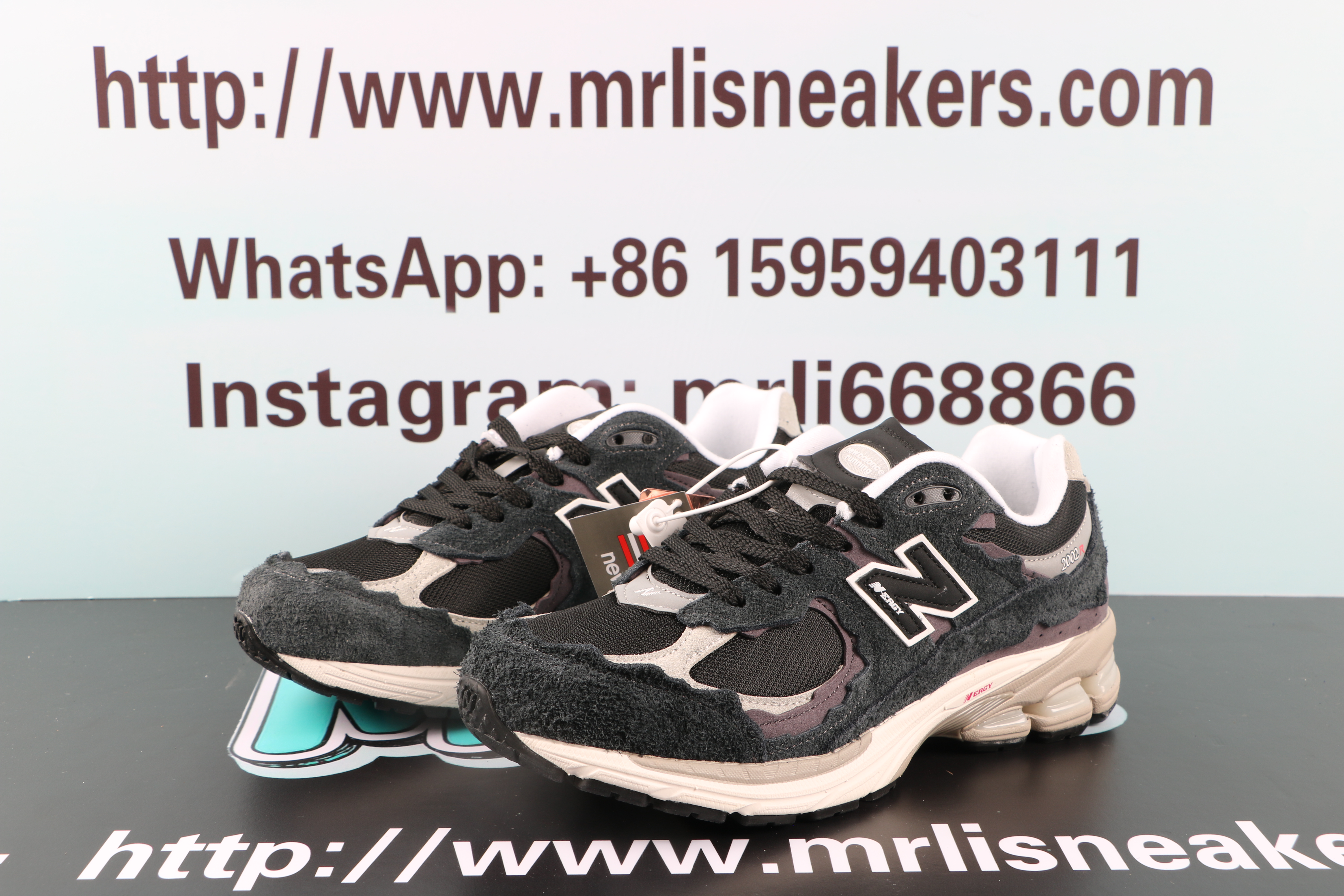 New Balance 1906