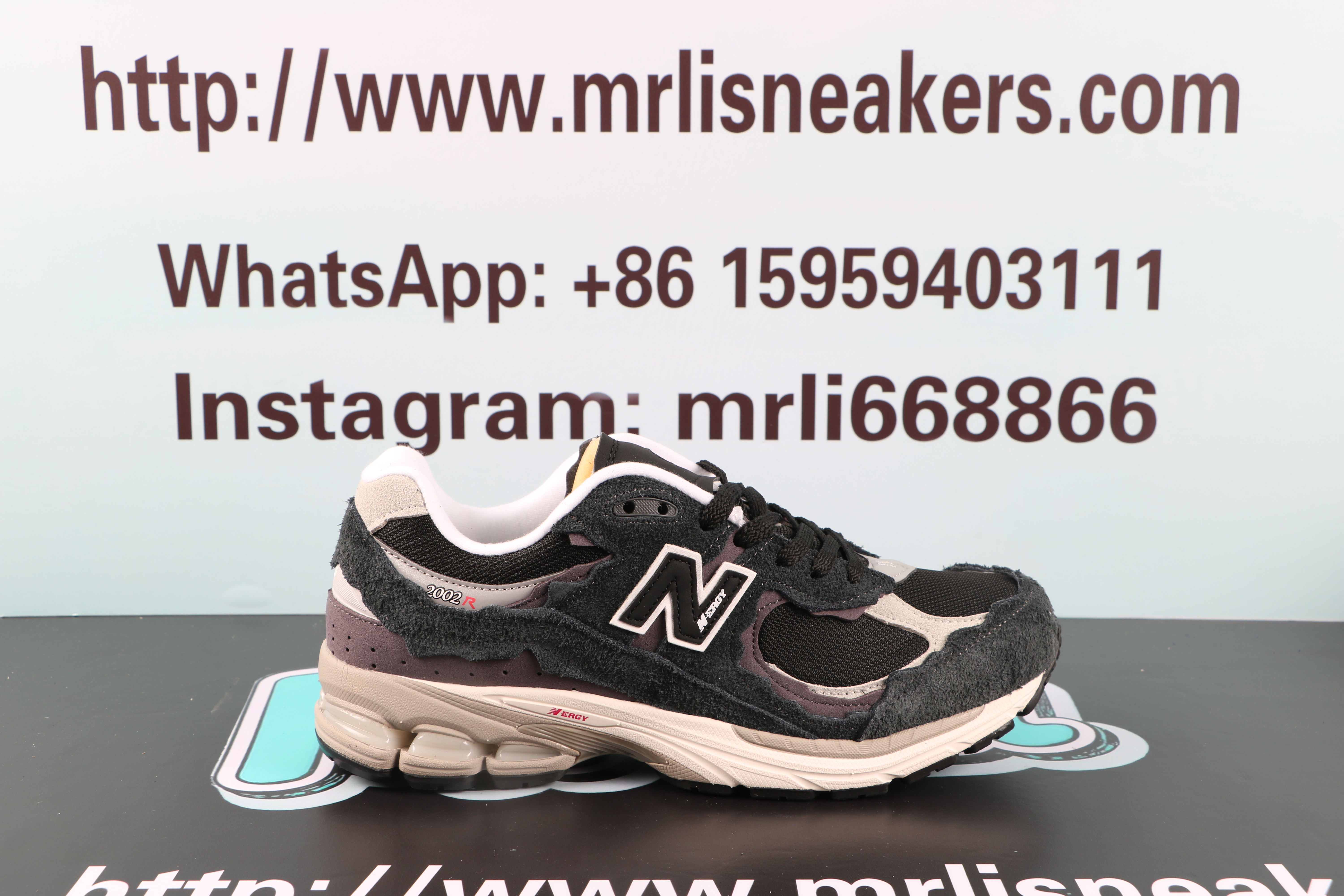 New Balance 1906