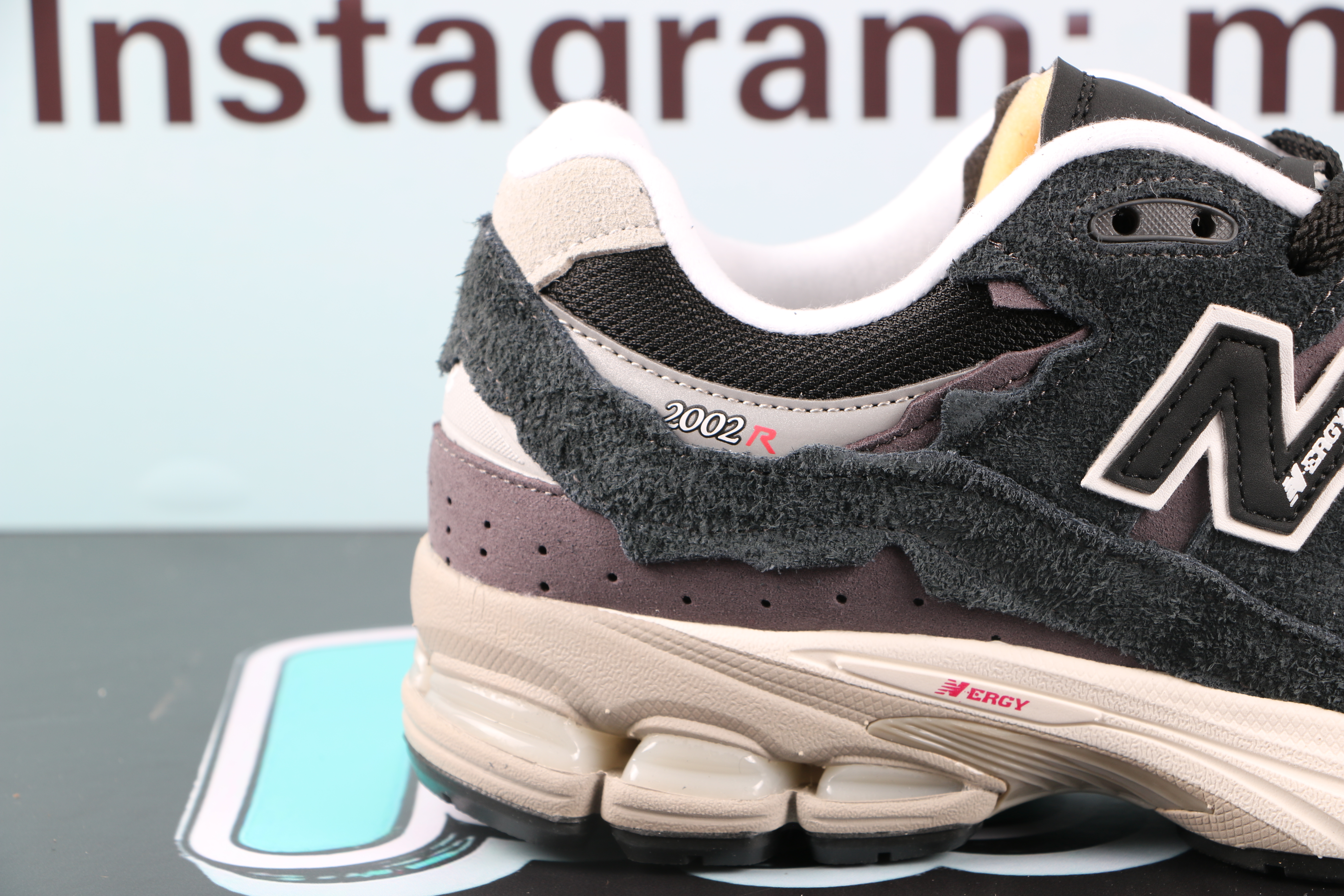 New Balance 1906