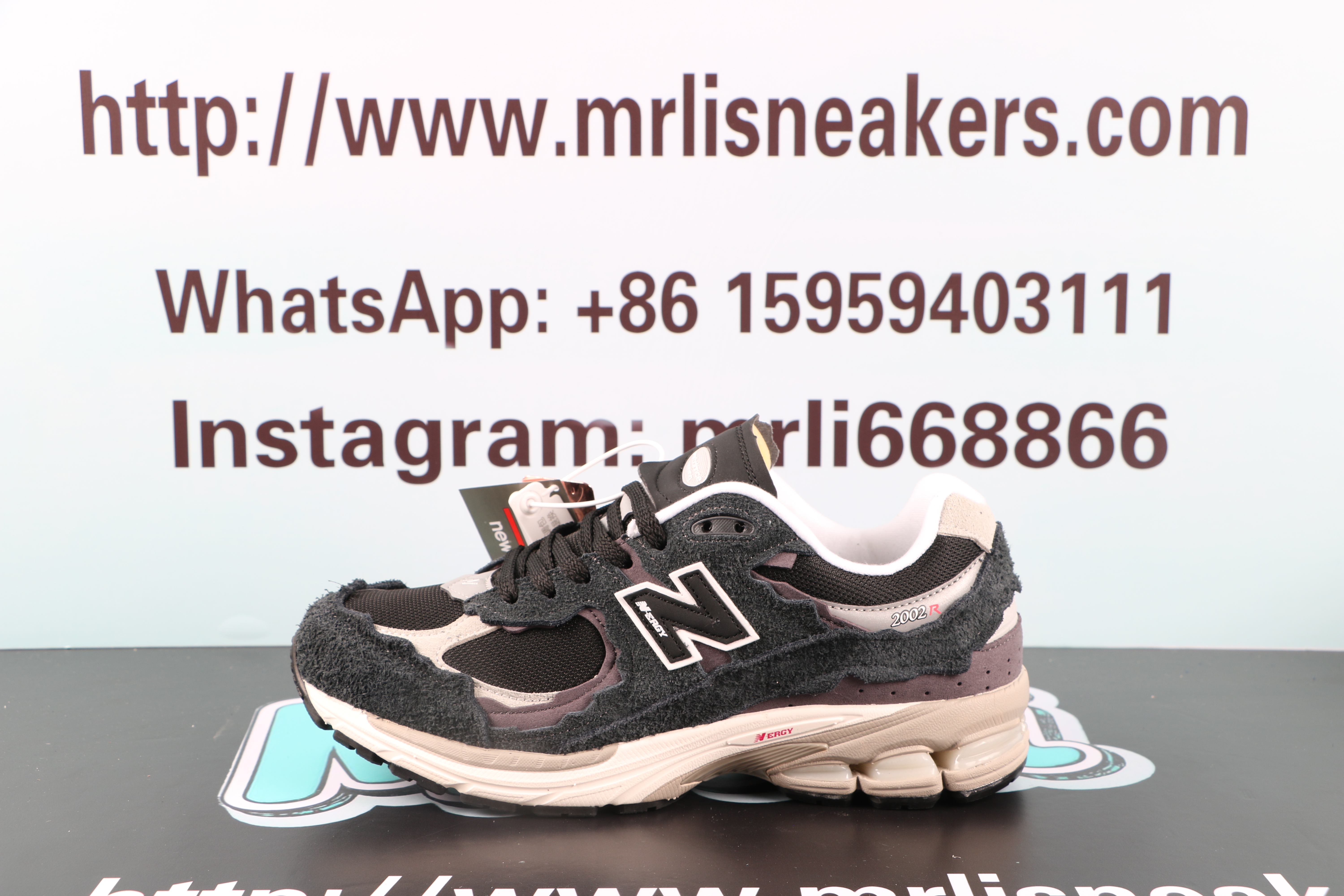 New Balance 1906