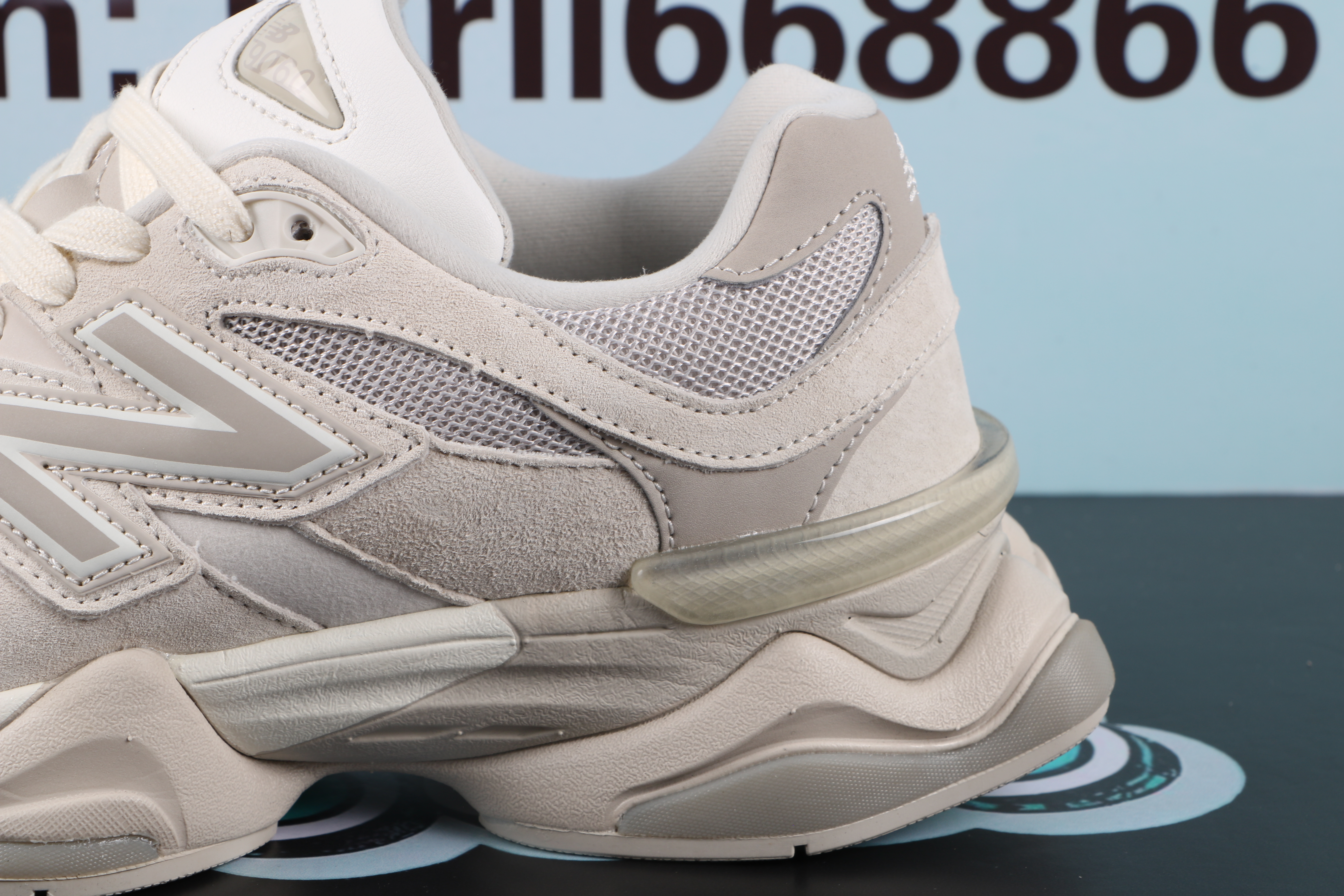 New Balance 9060