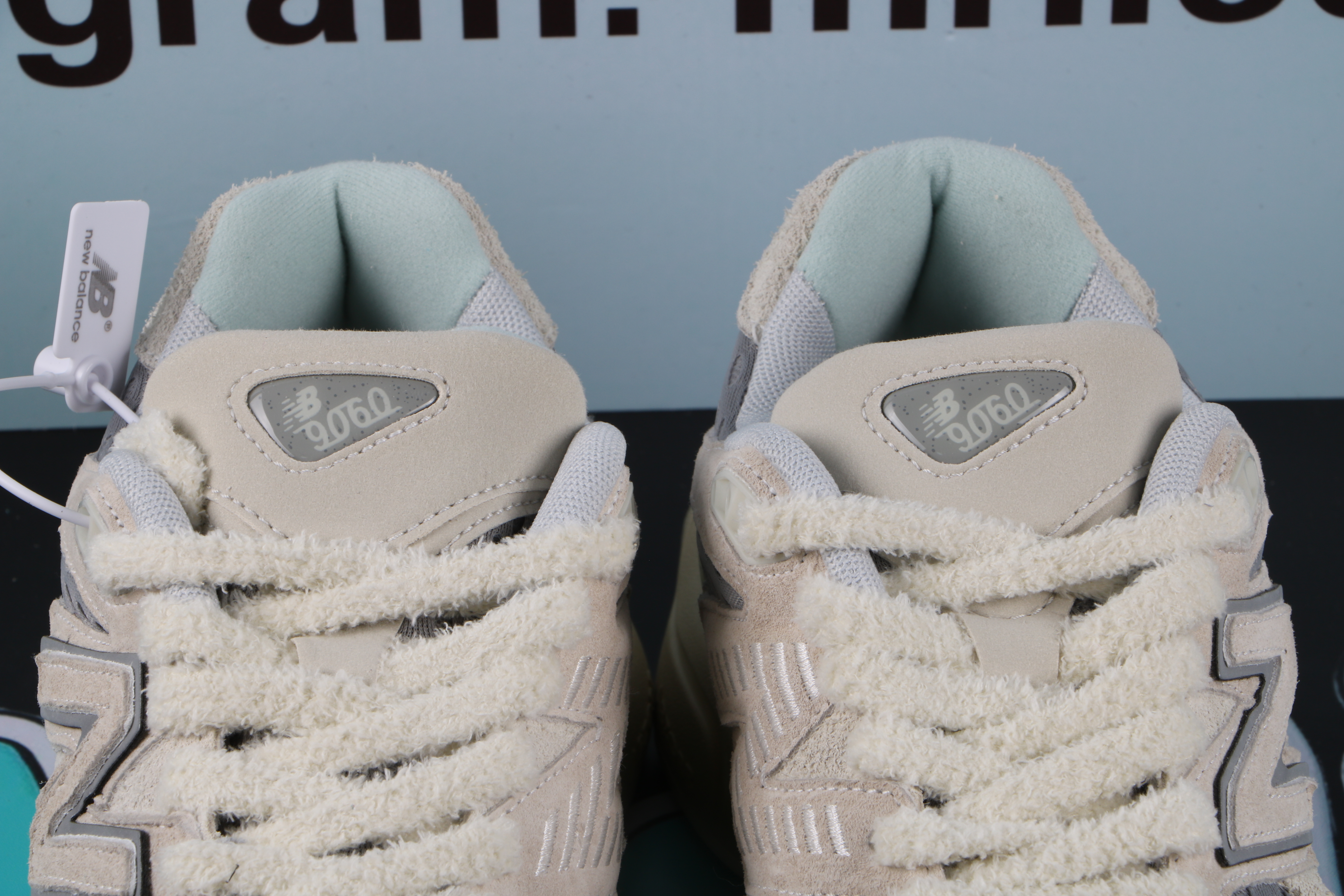 New Balance 9060 Bricks & Wood
