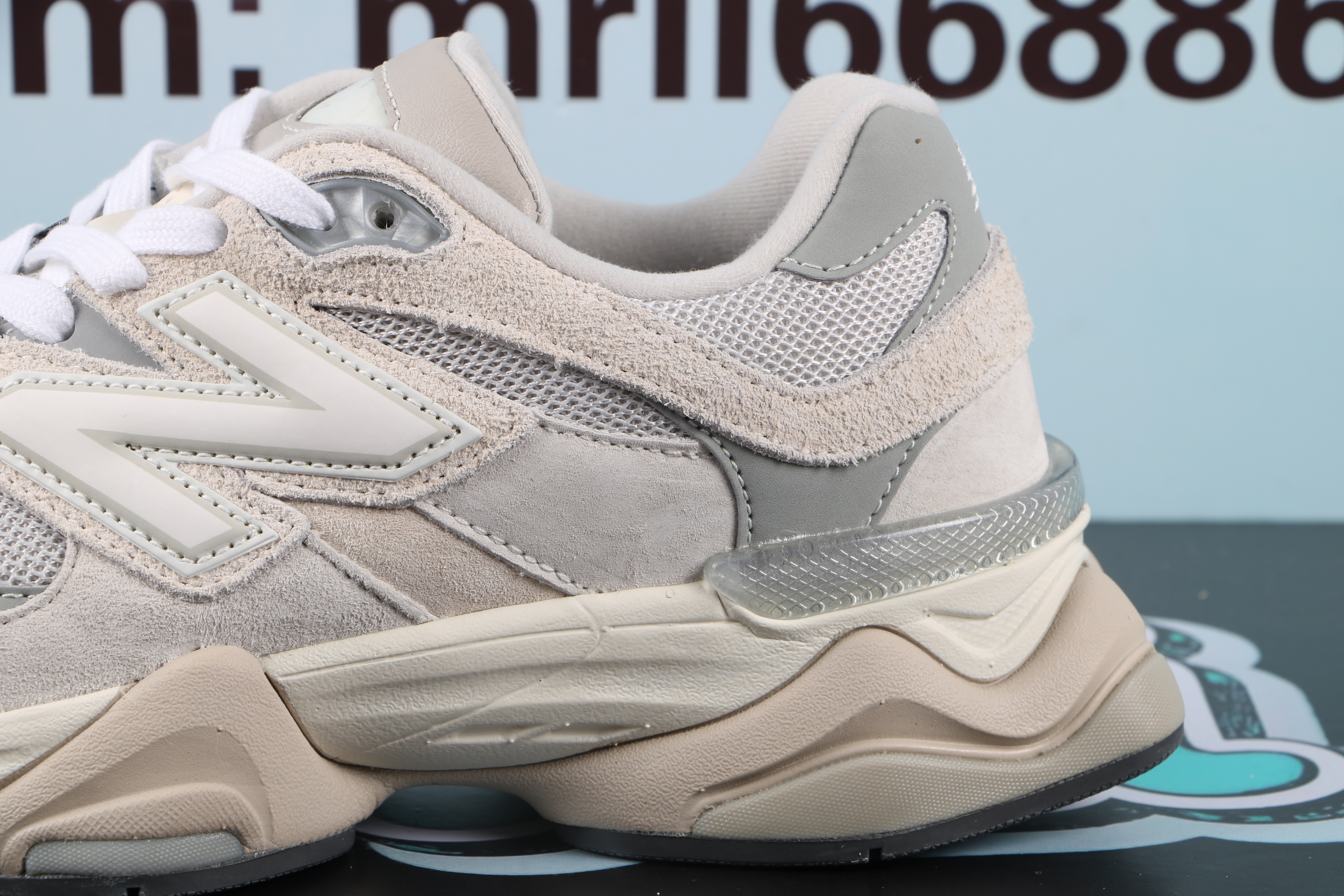 New Balance 9060