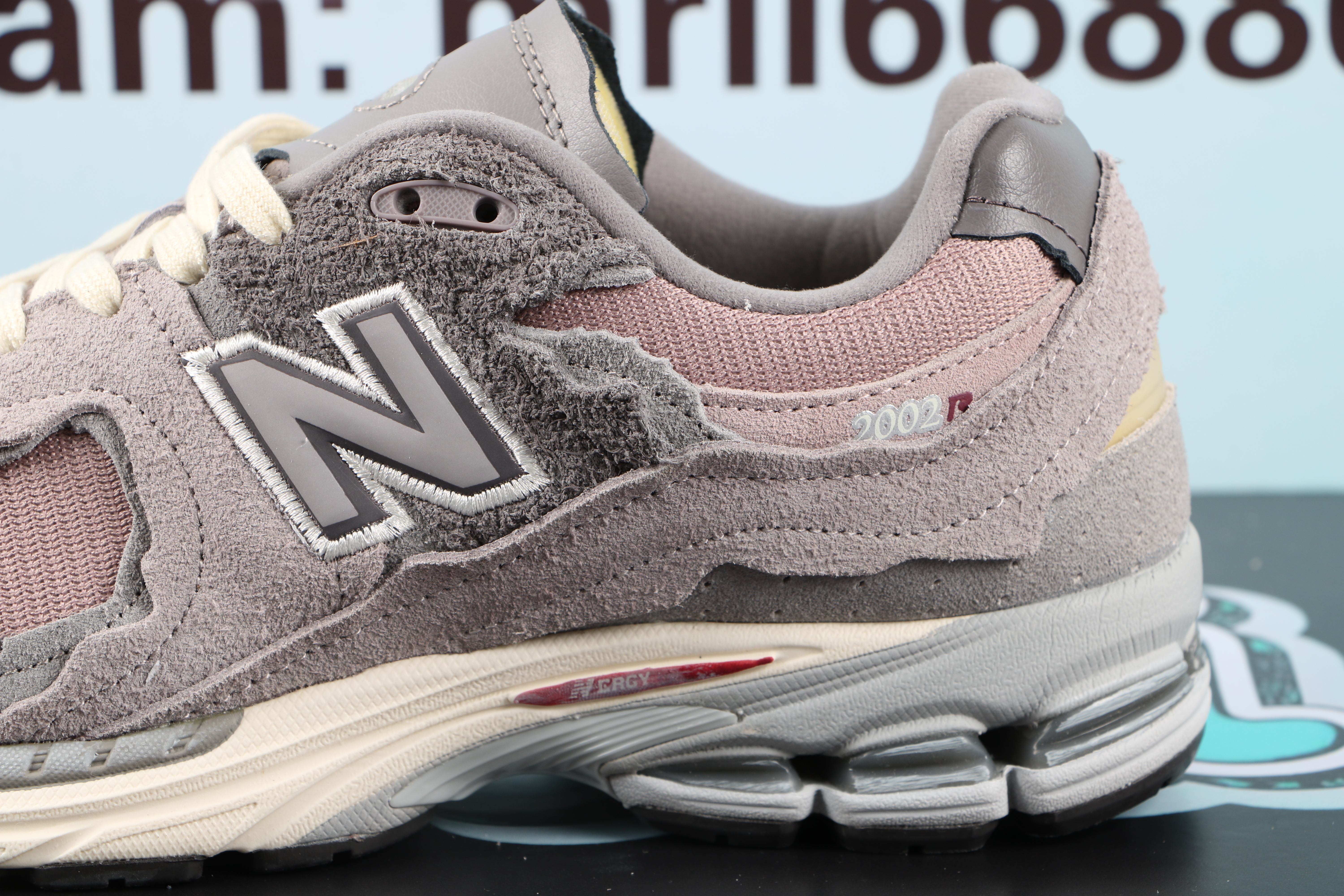 New balance 2002R Protection Pack Pink