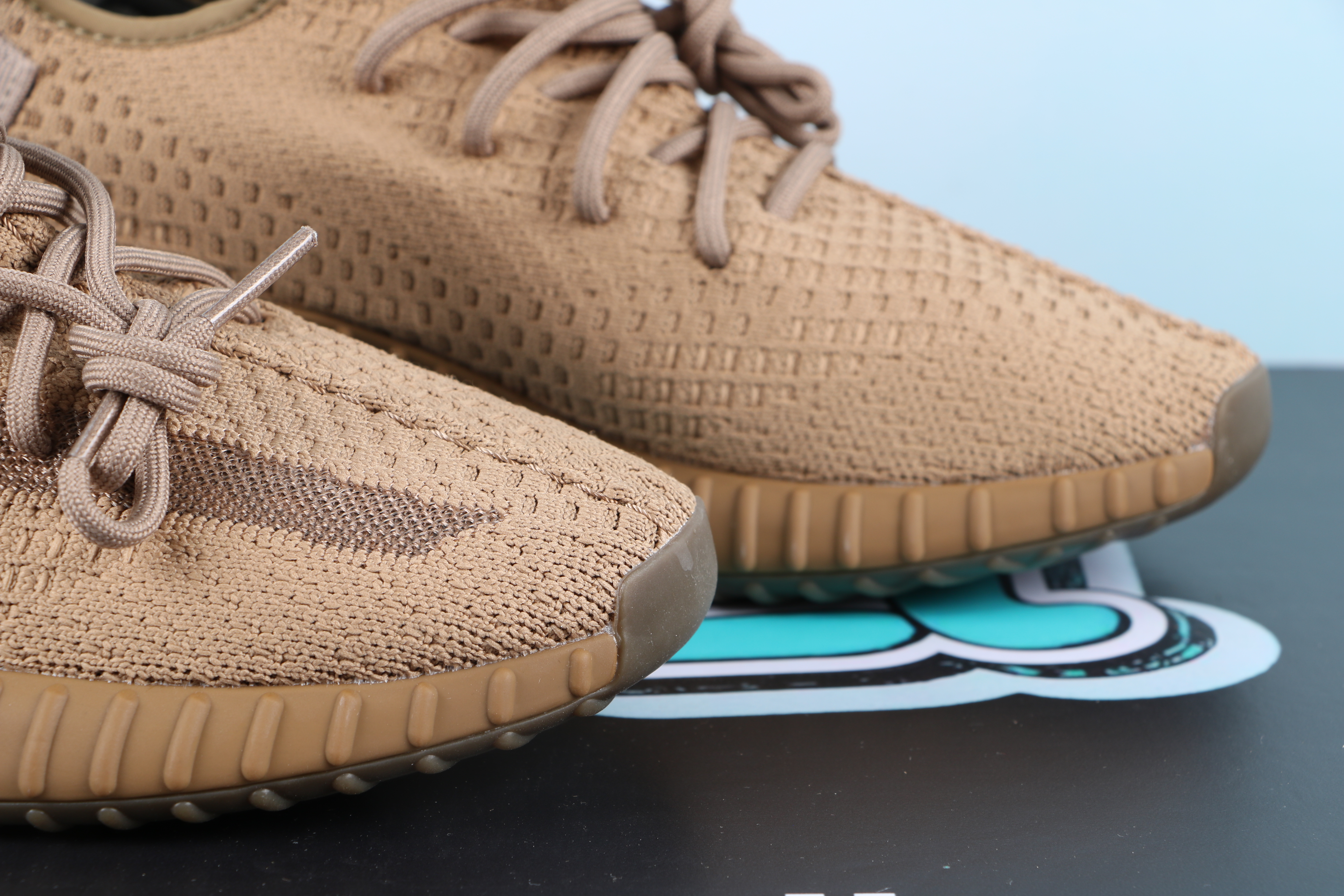 Yeezy Boost 350 V2 Earth