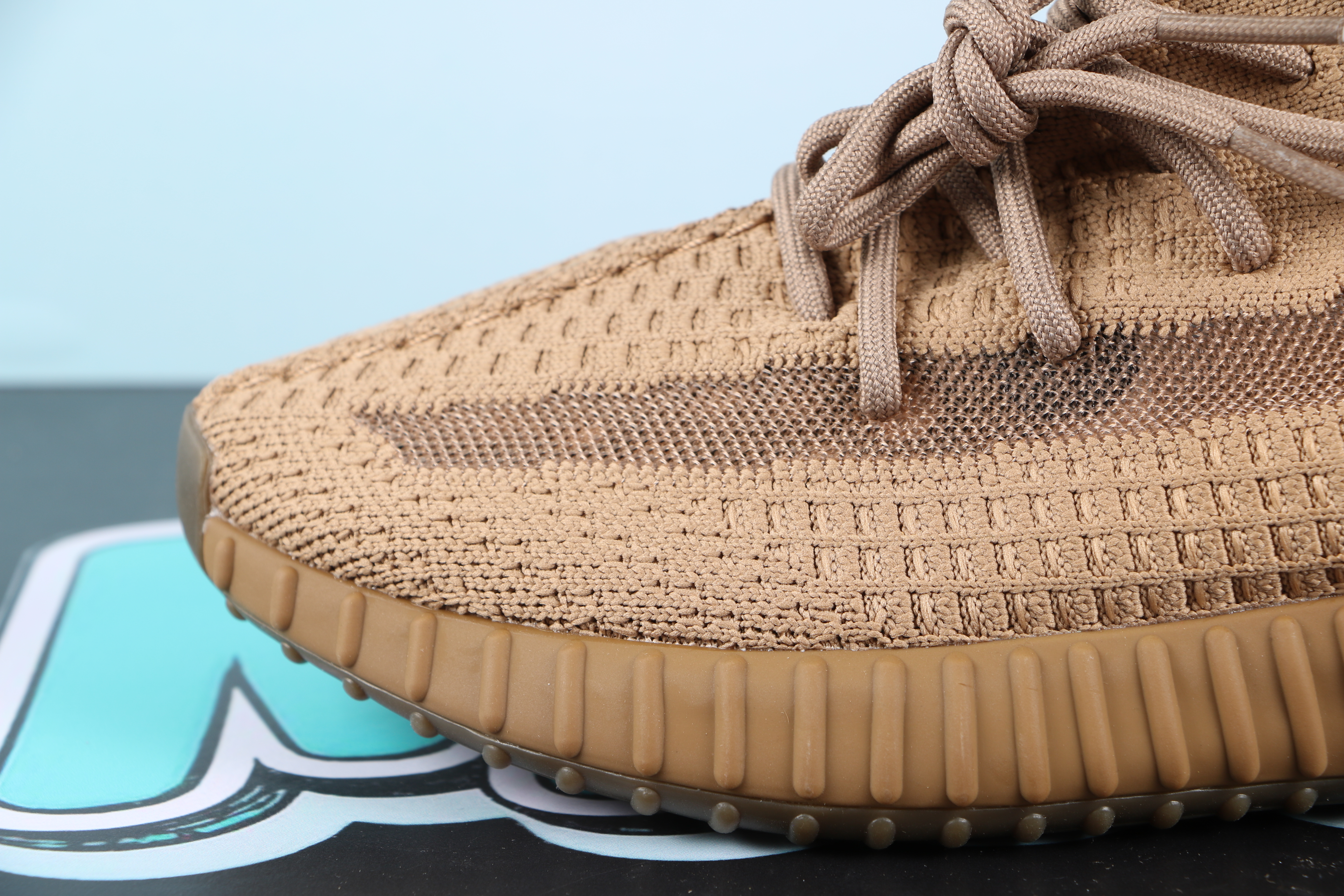 Yeezy Boost 350 V2 Earth