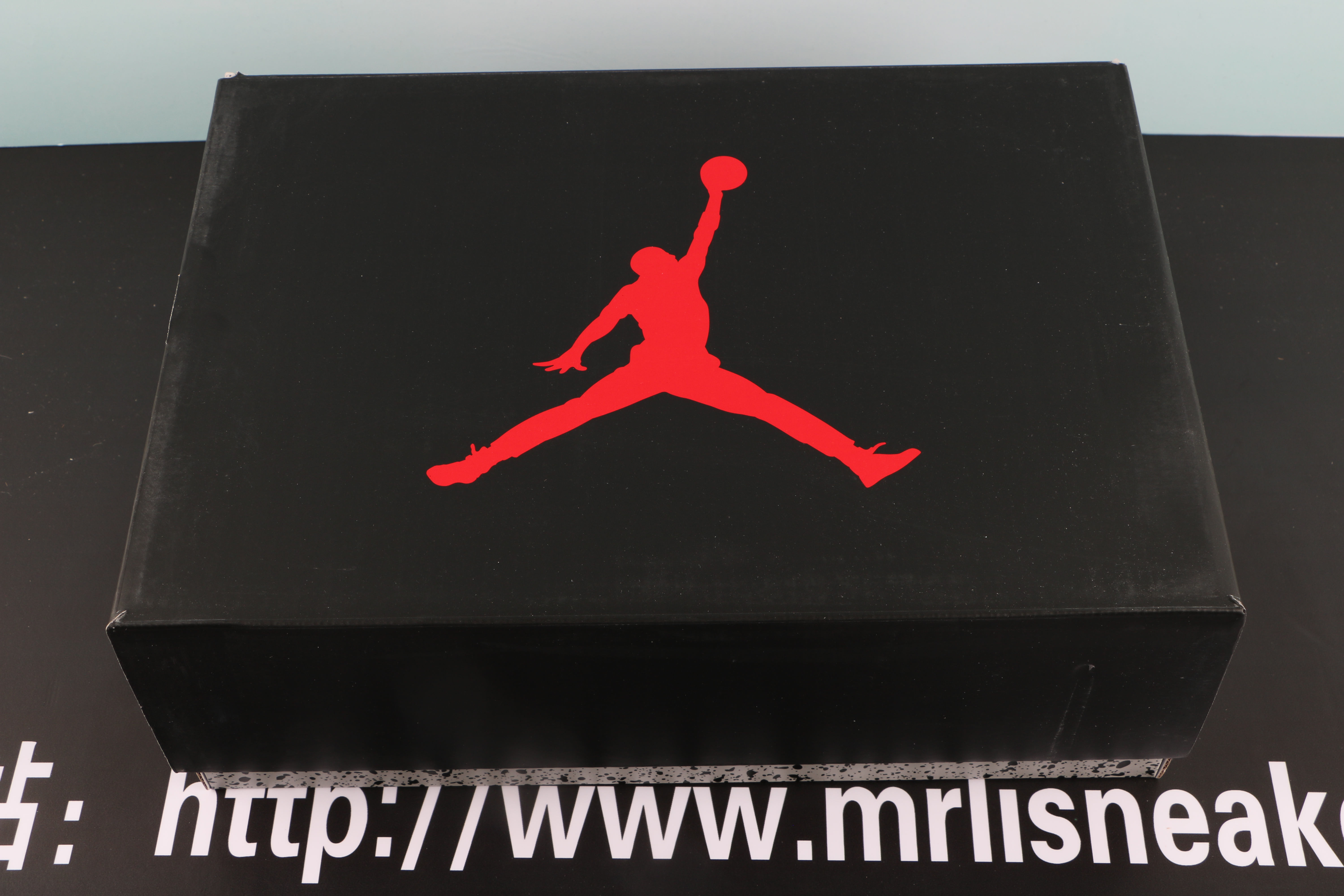 Jordan 5 Retro Fire Red Black Tongue