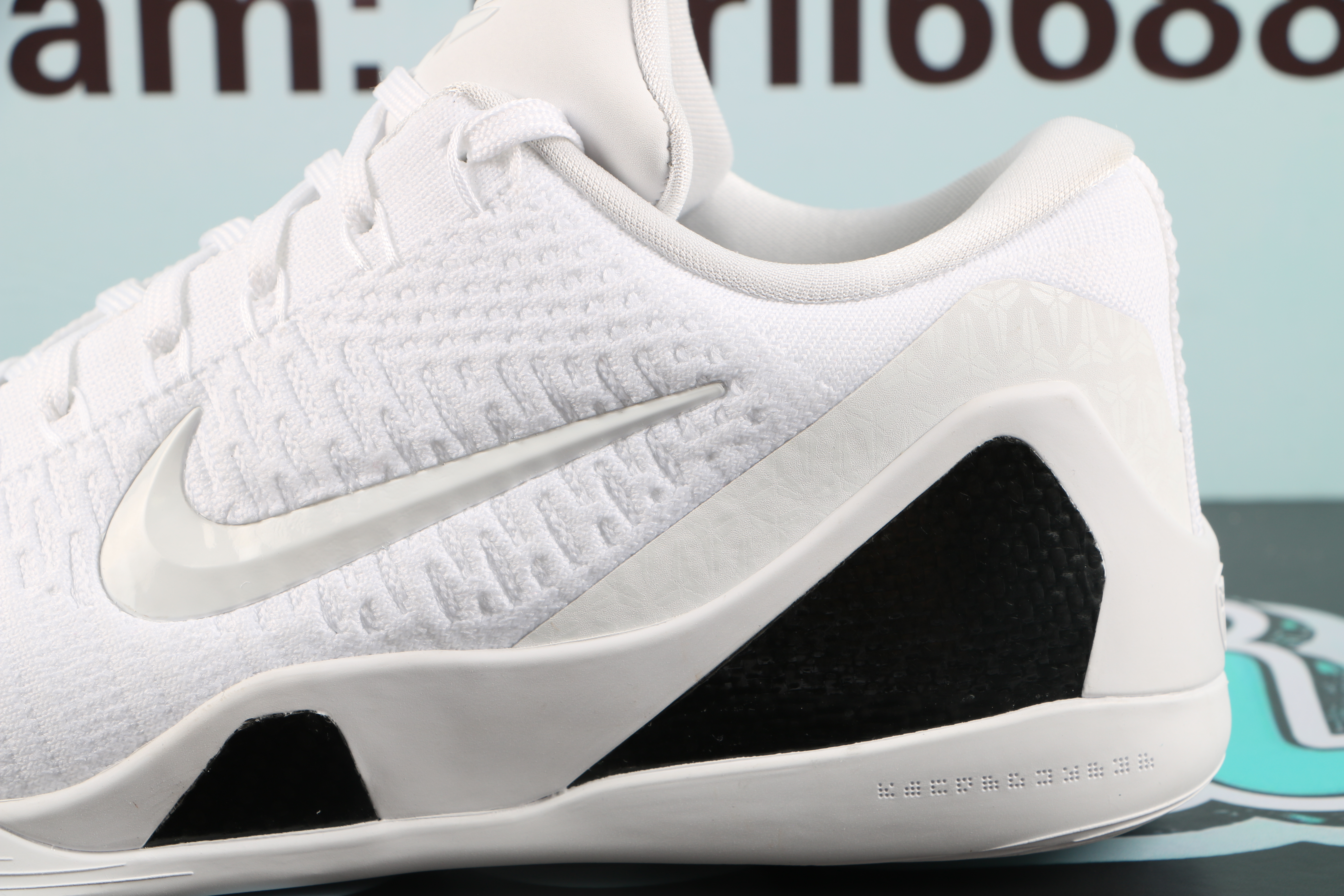 Nike Kobe 9 Elite Low Protro Halo