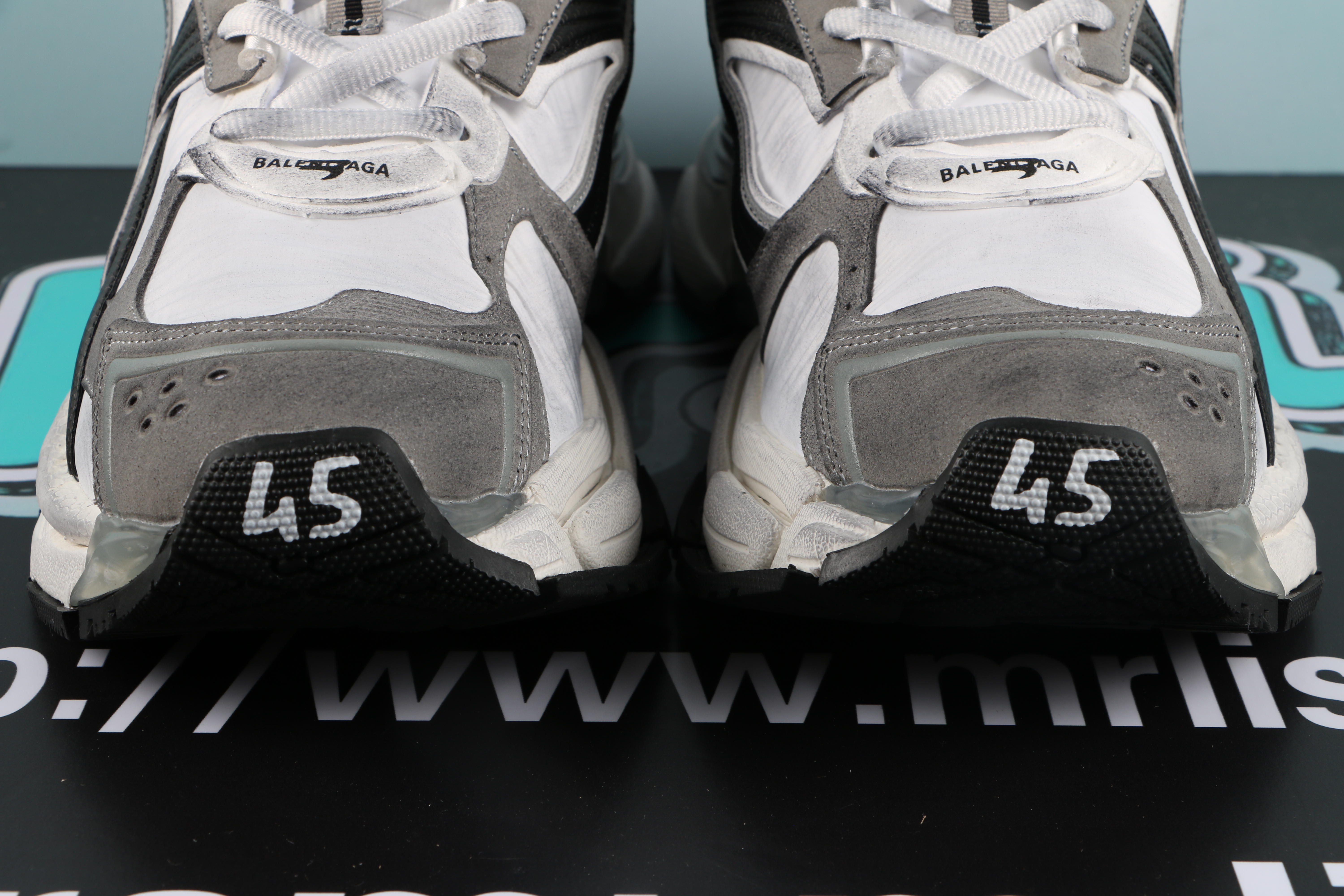 Balenciaga Runner