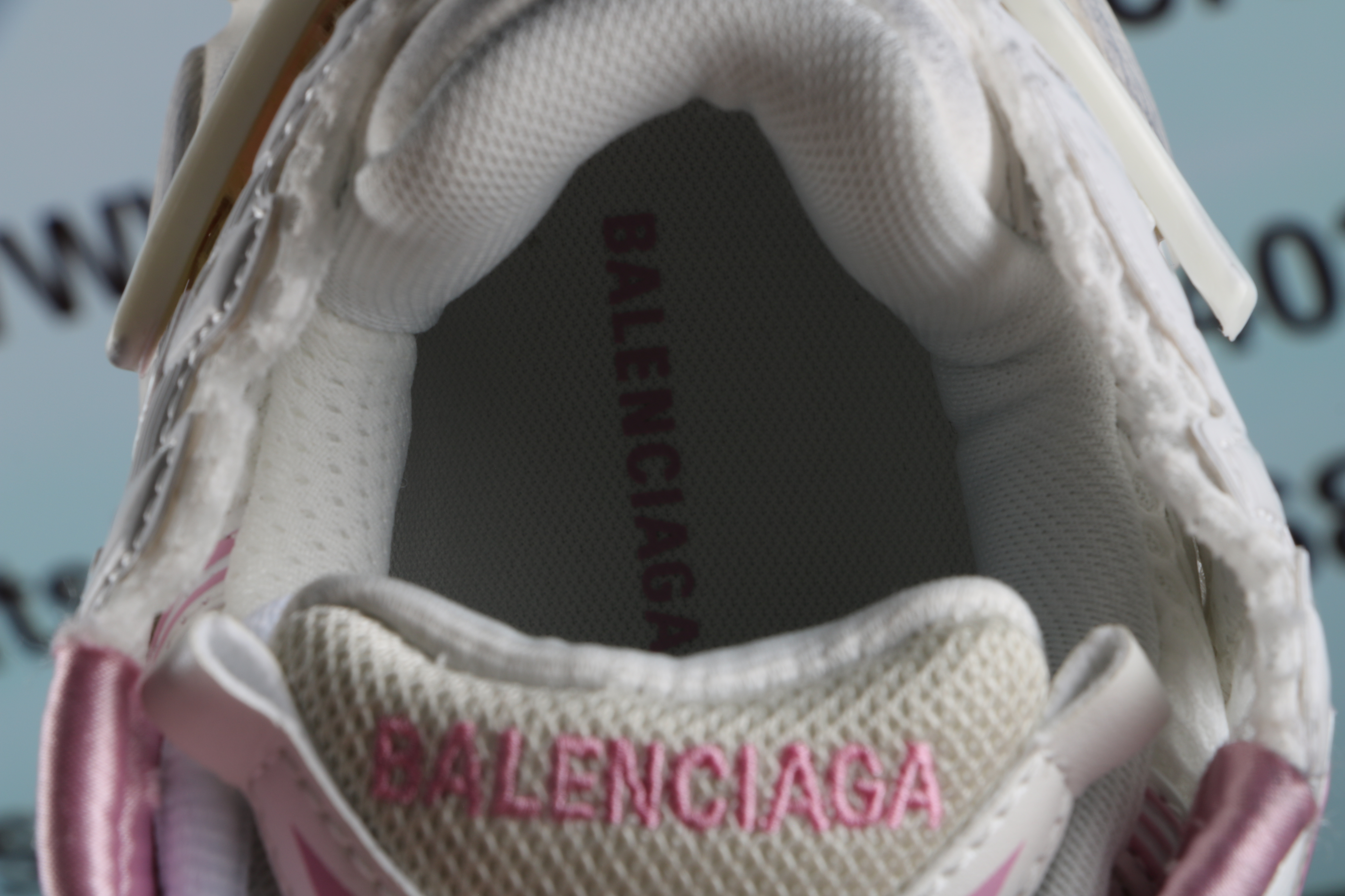 Balenciaga Runner Pink White