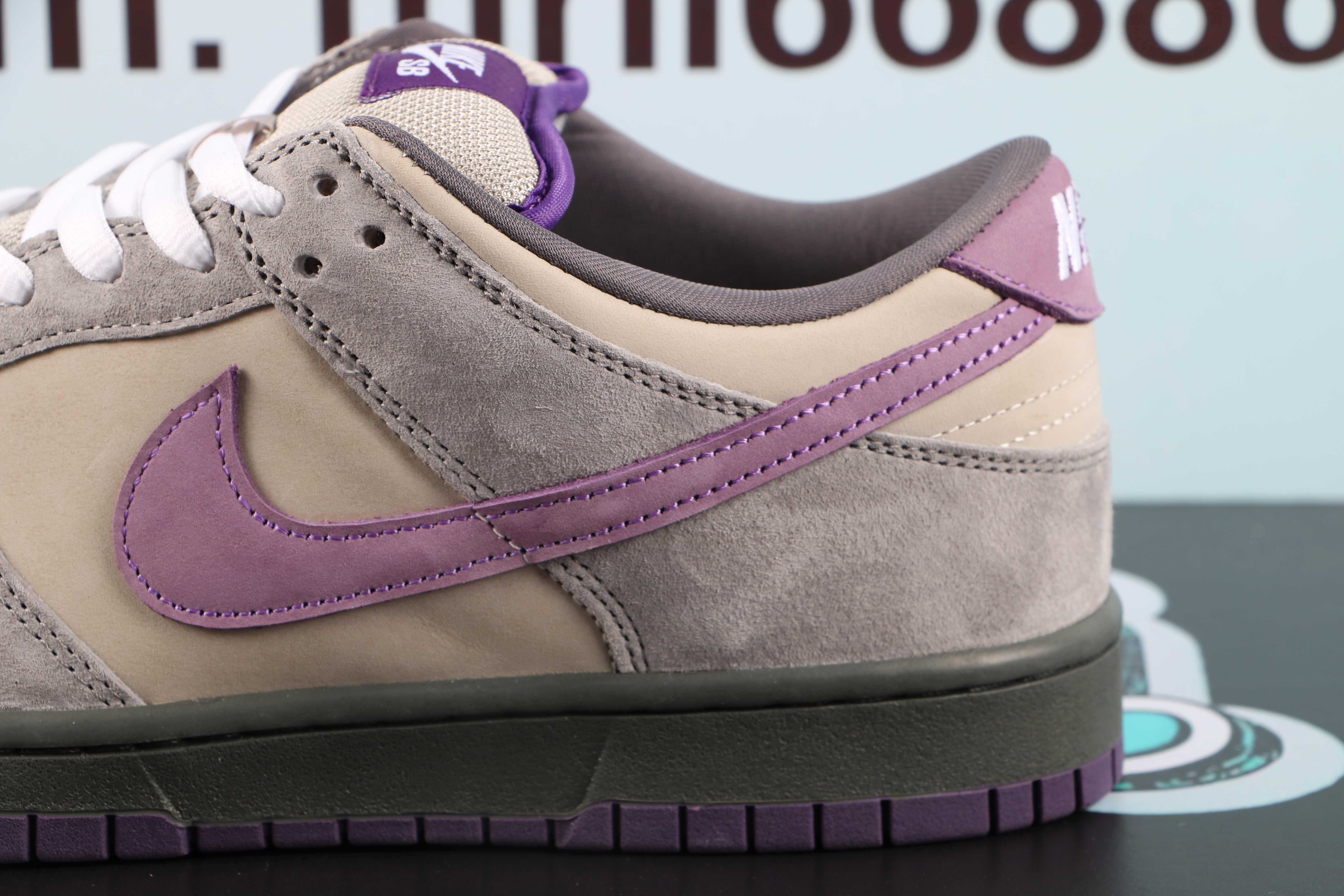 Nike Dunk SB Low Purple Pigeon