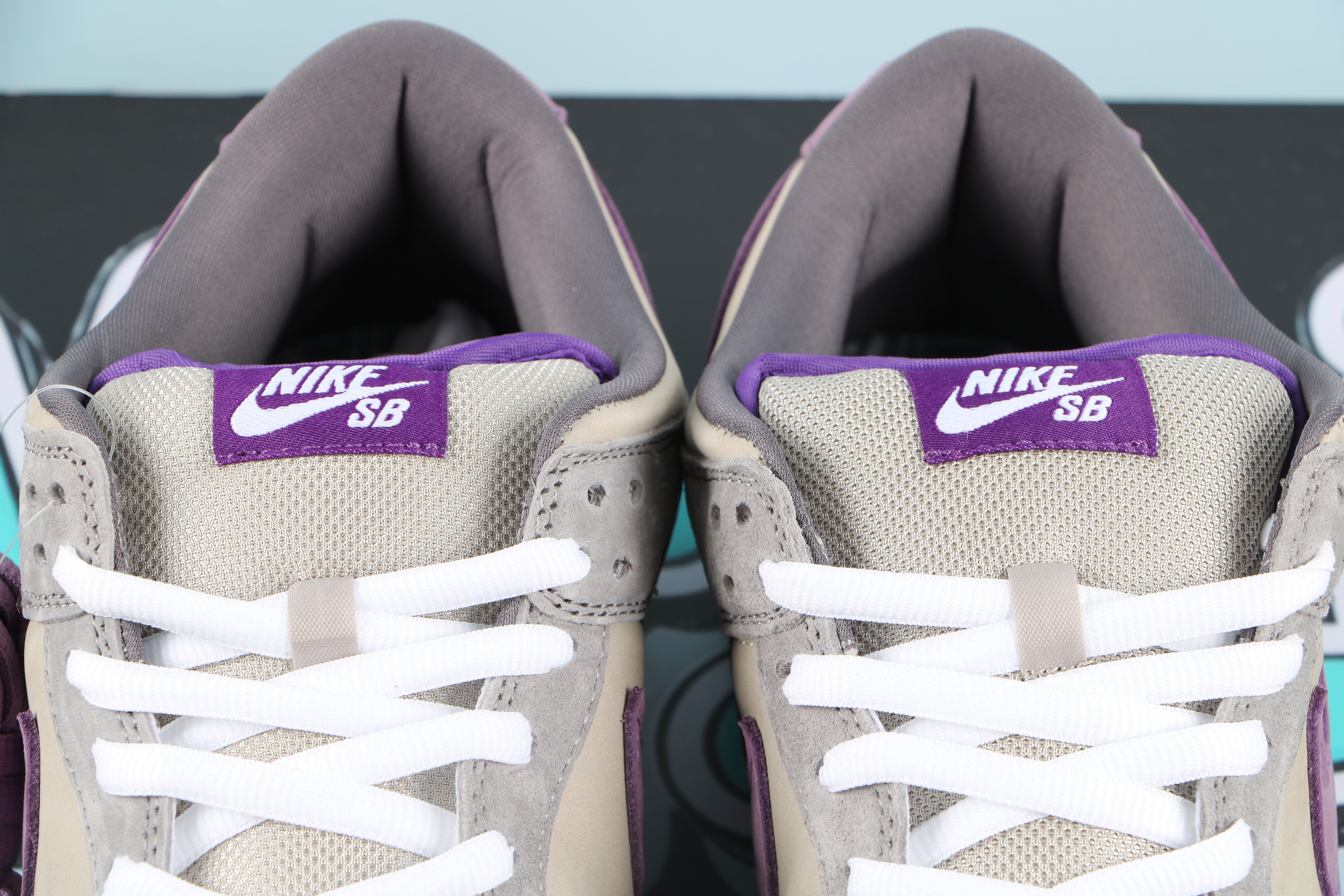 Nike Dunk SB Low Purple Pigeon