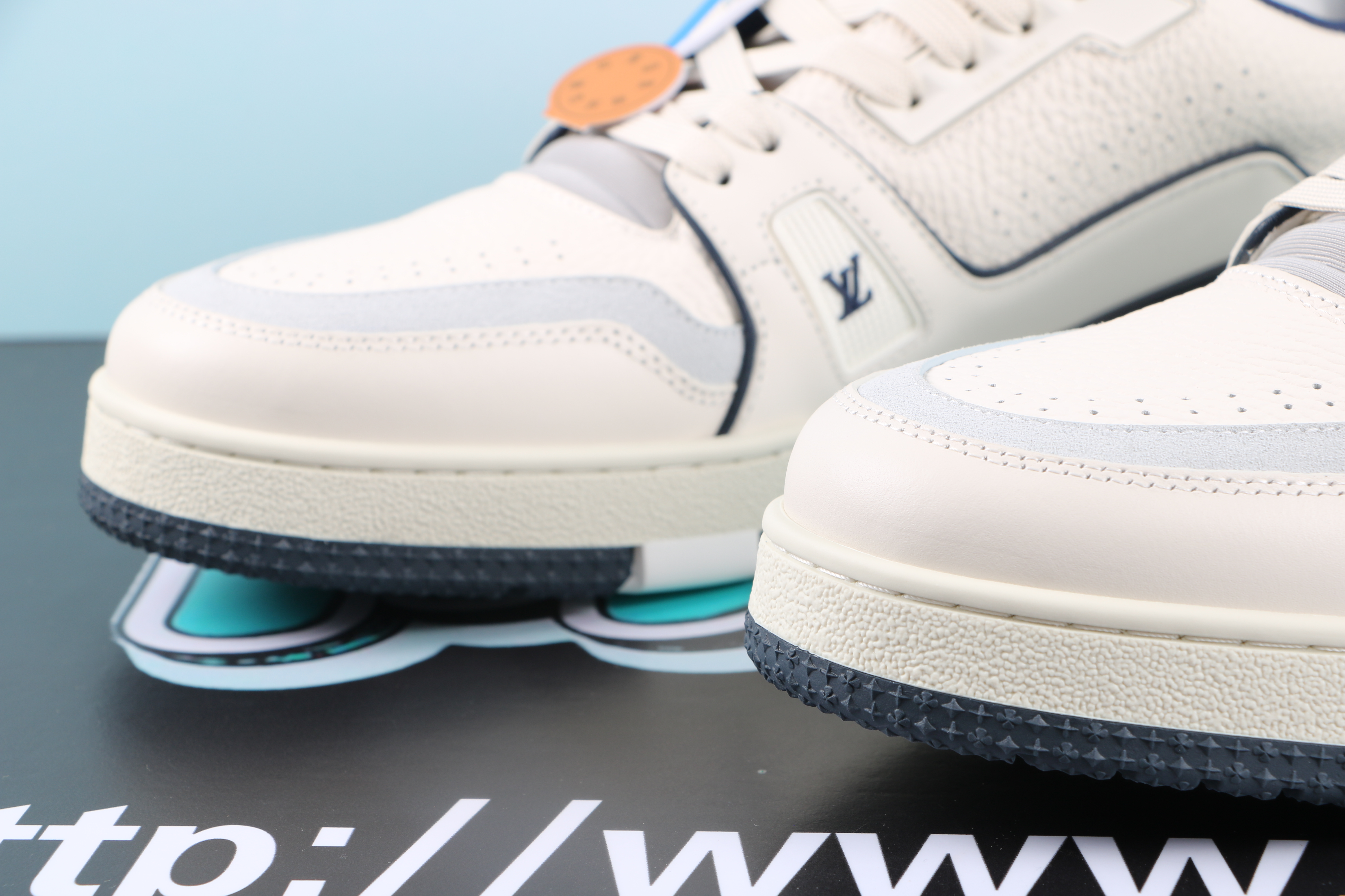 Louis Vuitton LV Trainer #54 Signature White Marine