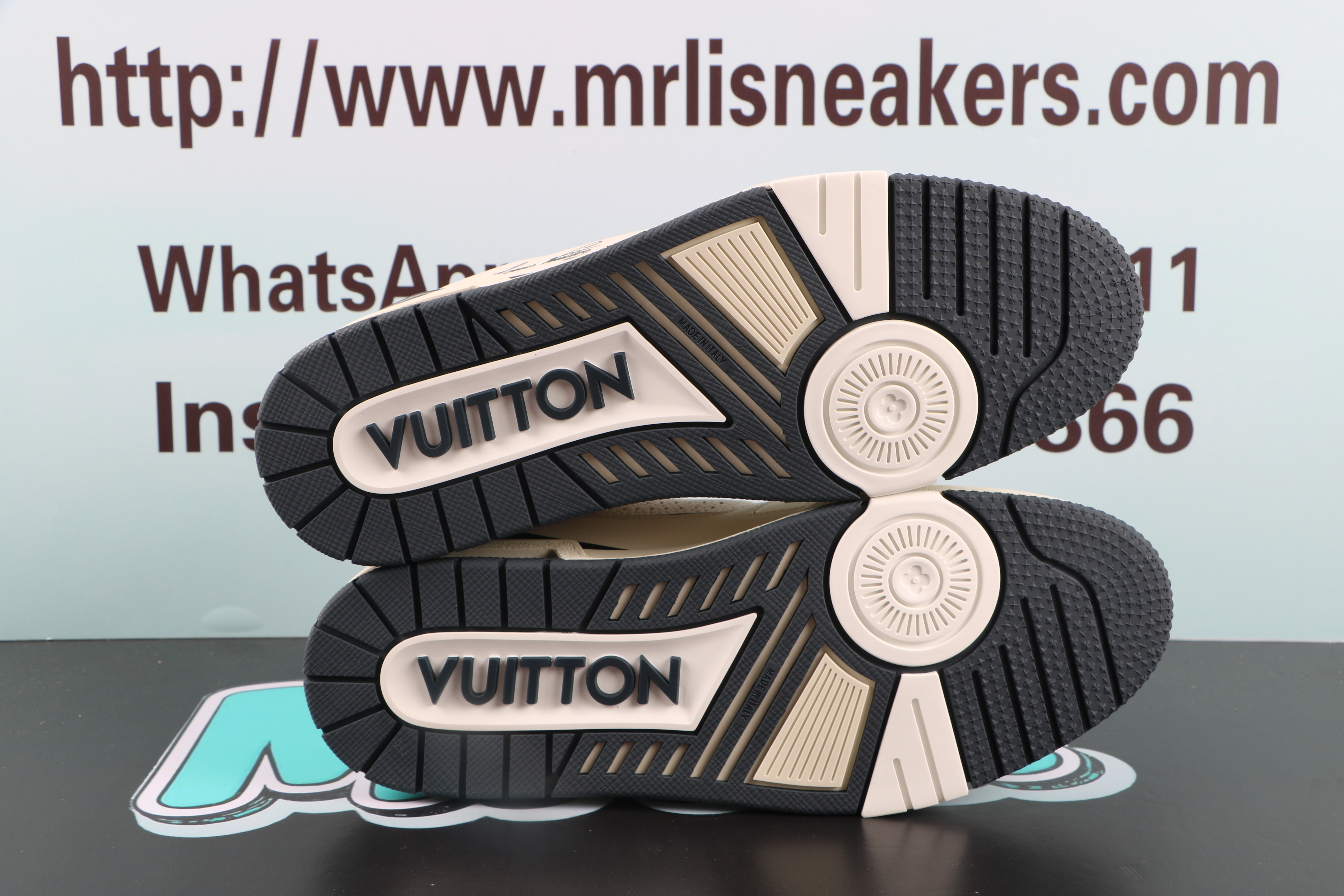 Louis Vuitton LV Trainer #54 Signature White Marine