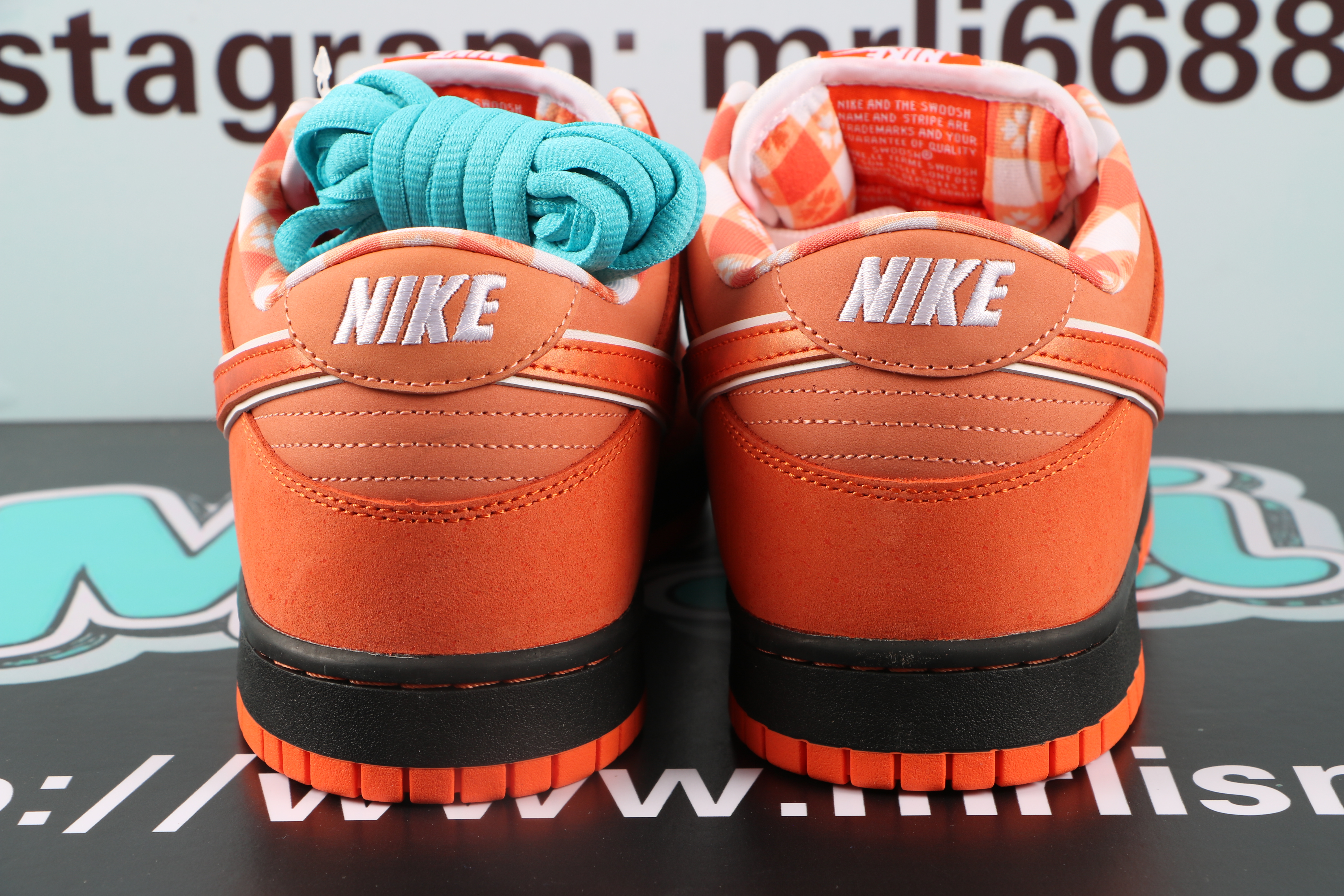 NIKE SB Dunk Low "Orange Lobster"