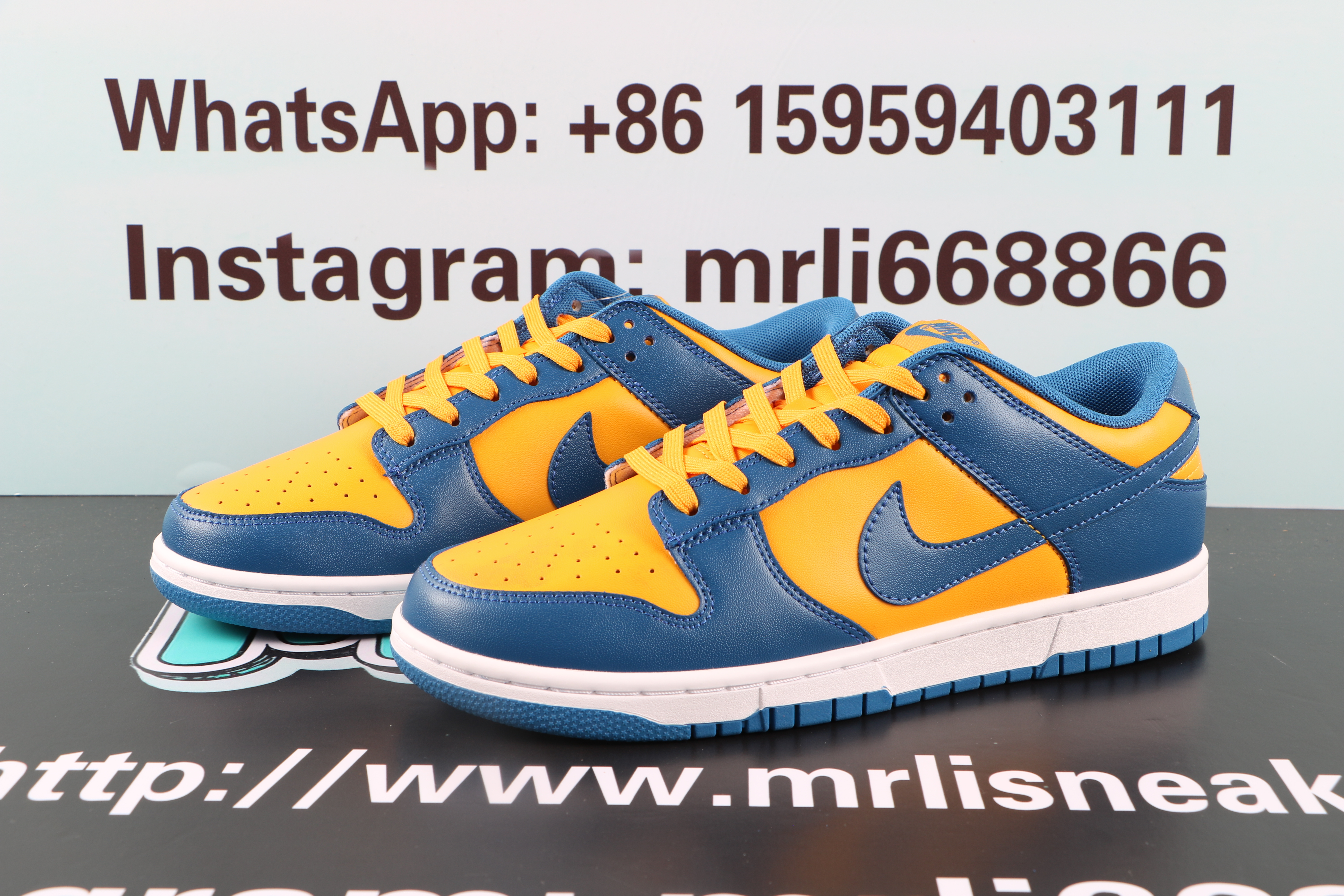 Nike Dunk Low “Warriors”