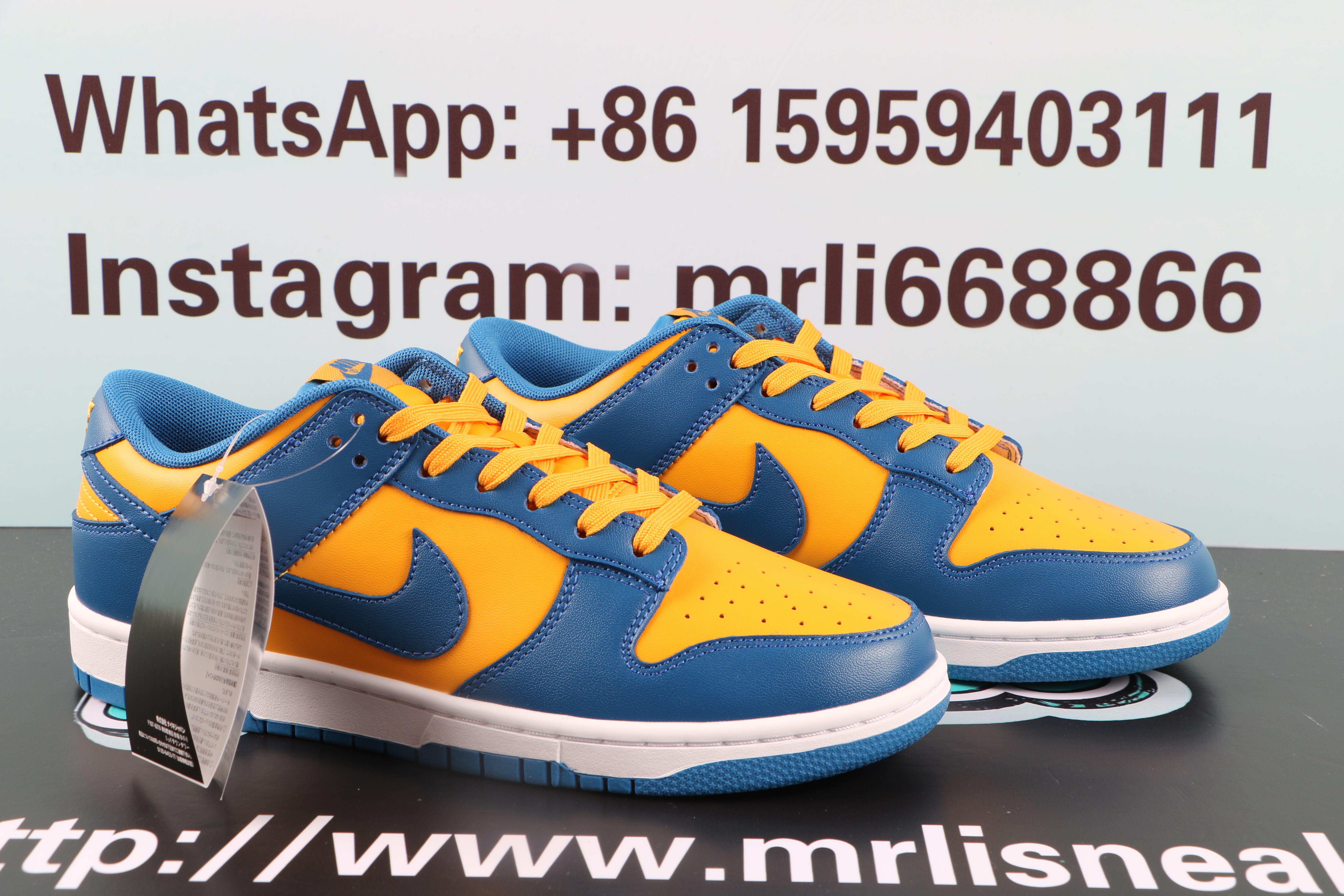 Nike Dunk Low “Warriors”