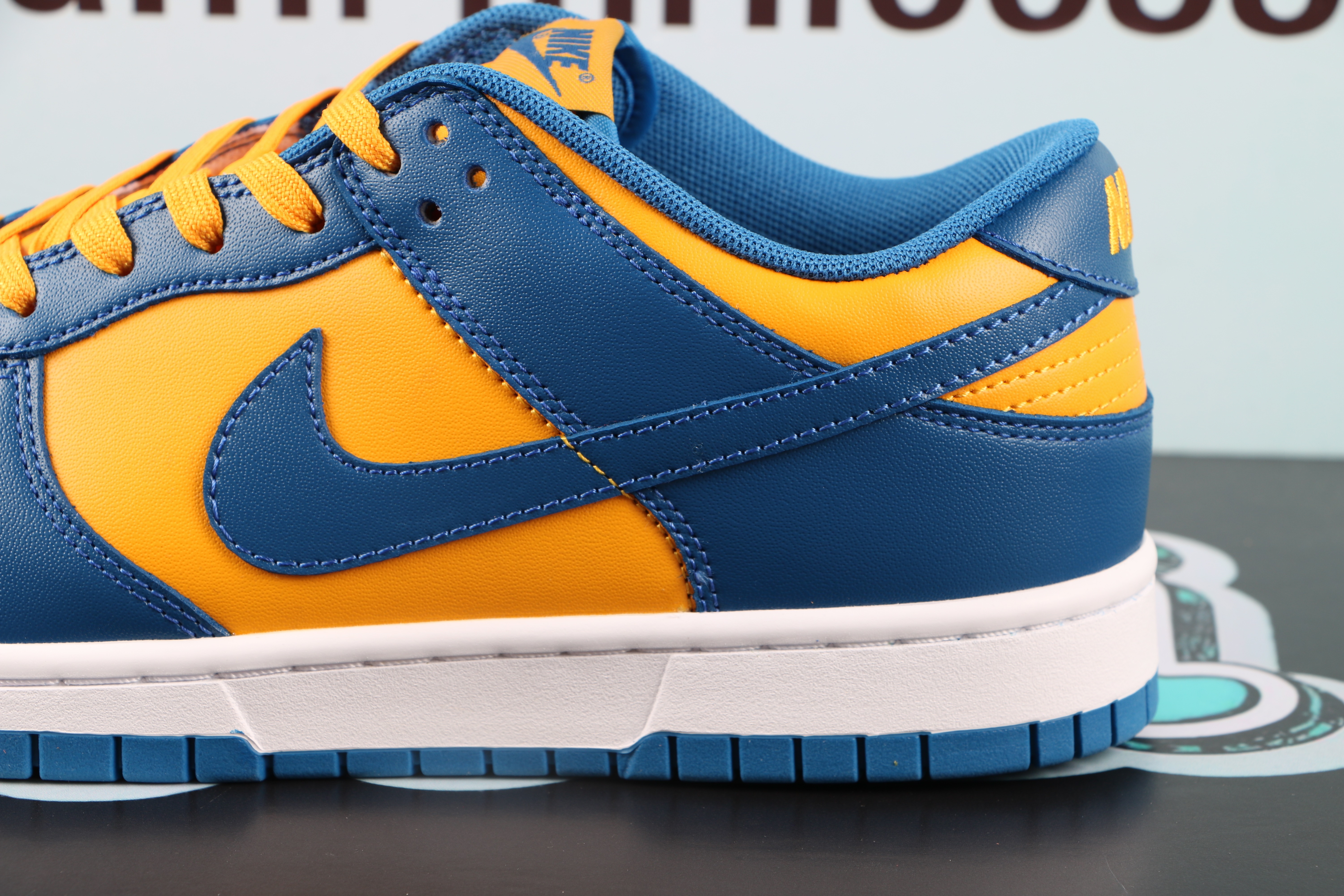 Nike Dunk Low “Warriors”