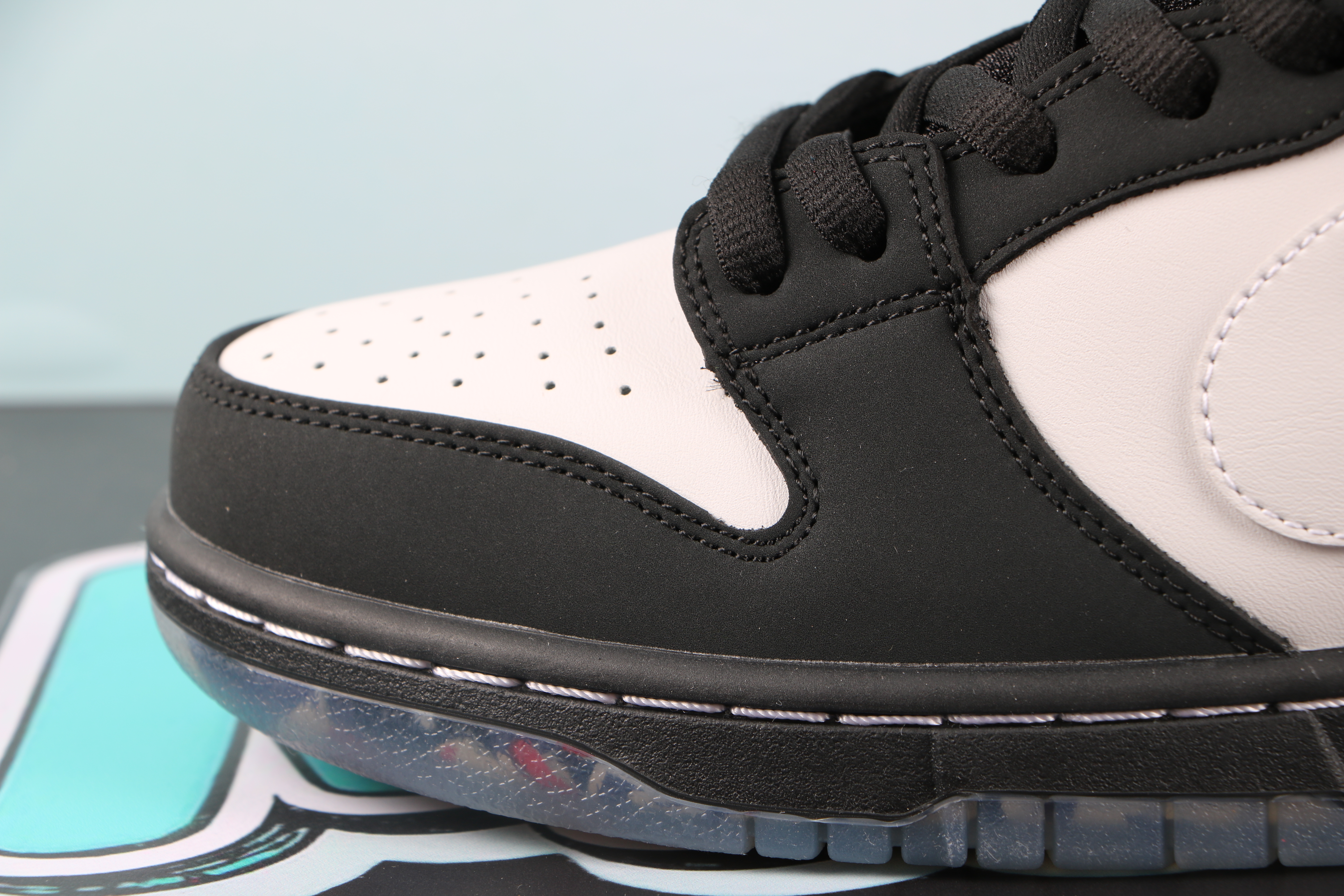 Nike SB Dunk Low Staple Panda Pigeon(With special box)