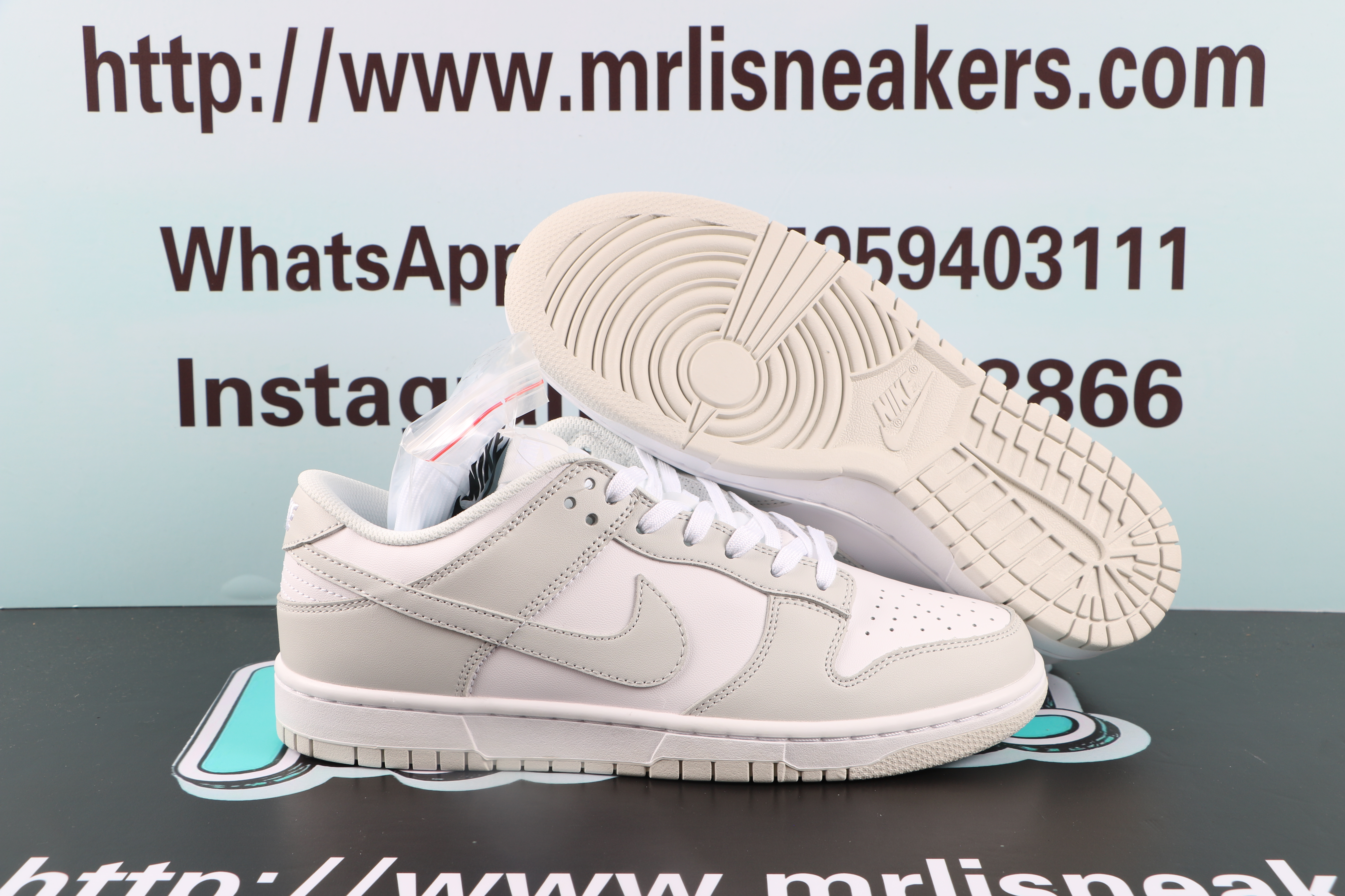 Nike Dunk Low Photon Dust