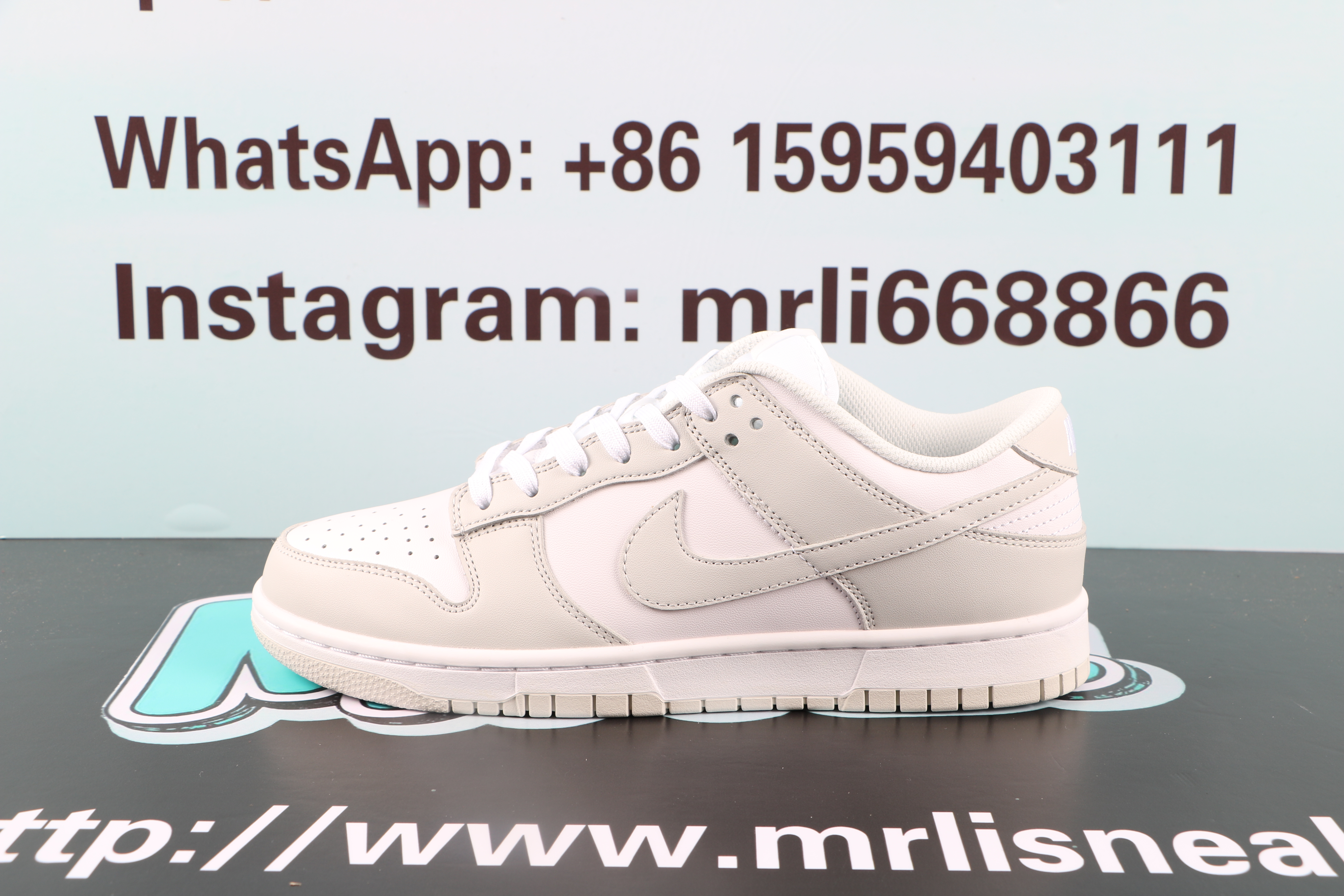 Nike Dunk Low Photon Dust