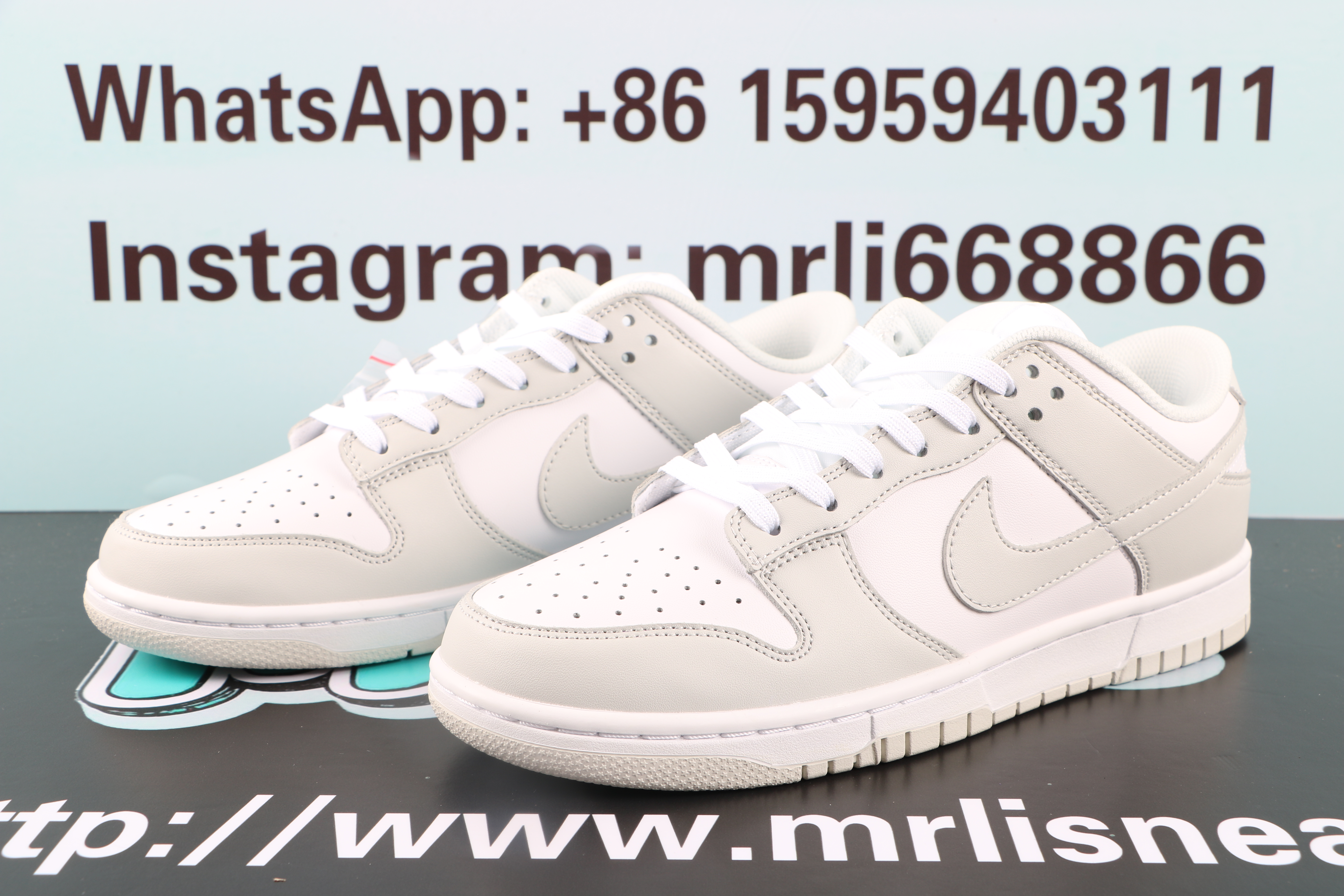 Nike Dunk Low Photon Dust