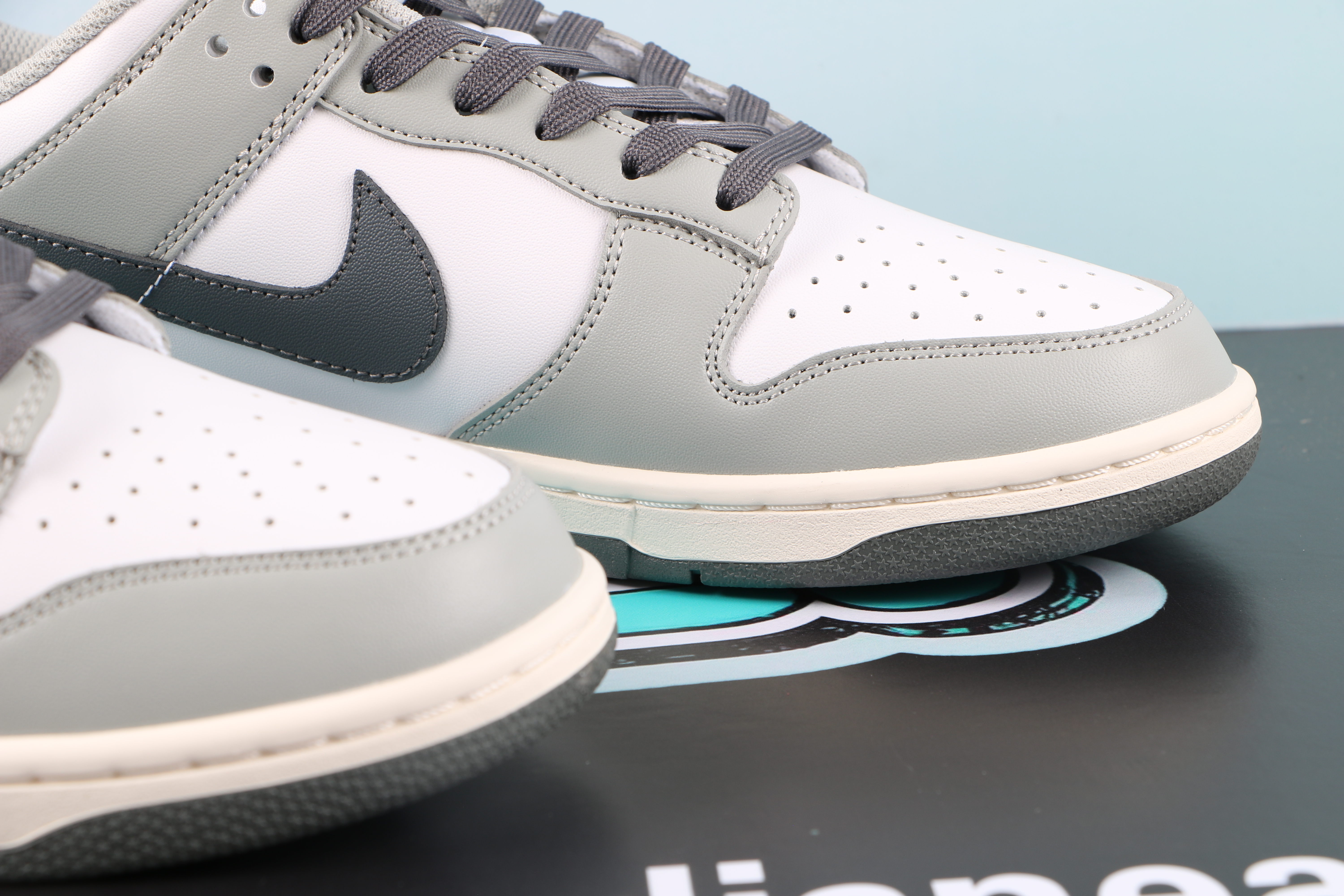 Nike SB Dunk Low Retro"Light Smoke Grey"