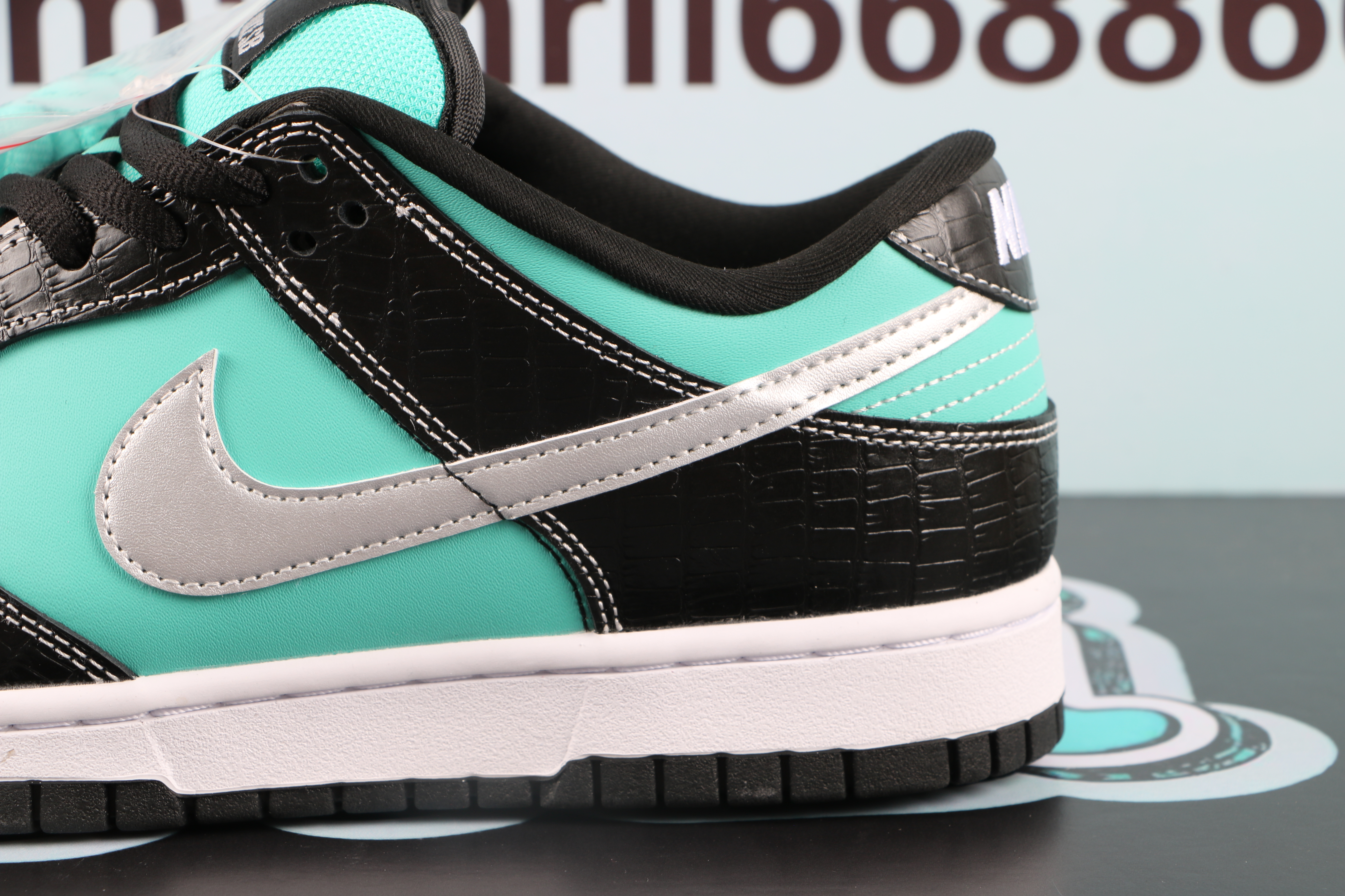 QY Batch Nike SB x Diamond Dunk＂Tiffany＂